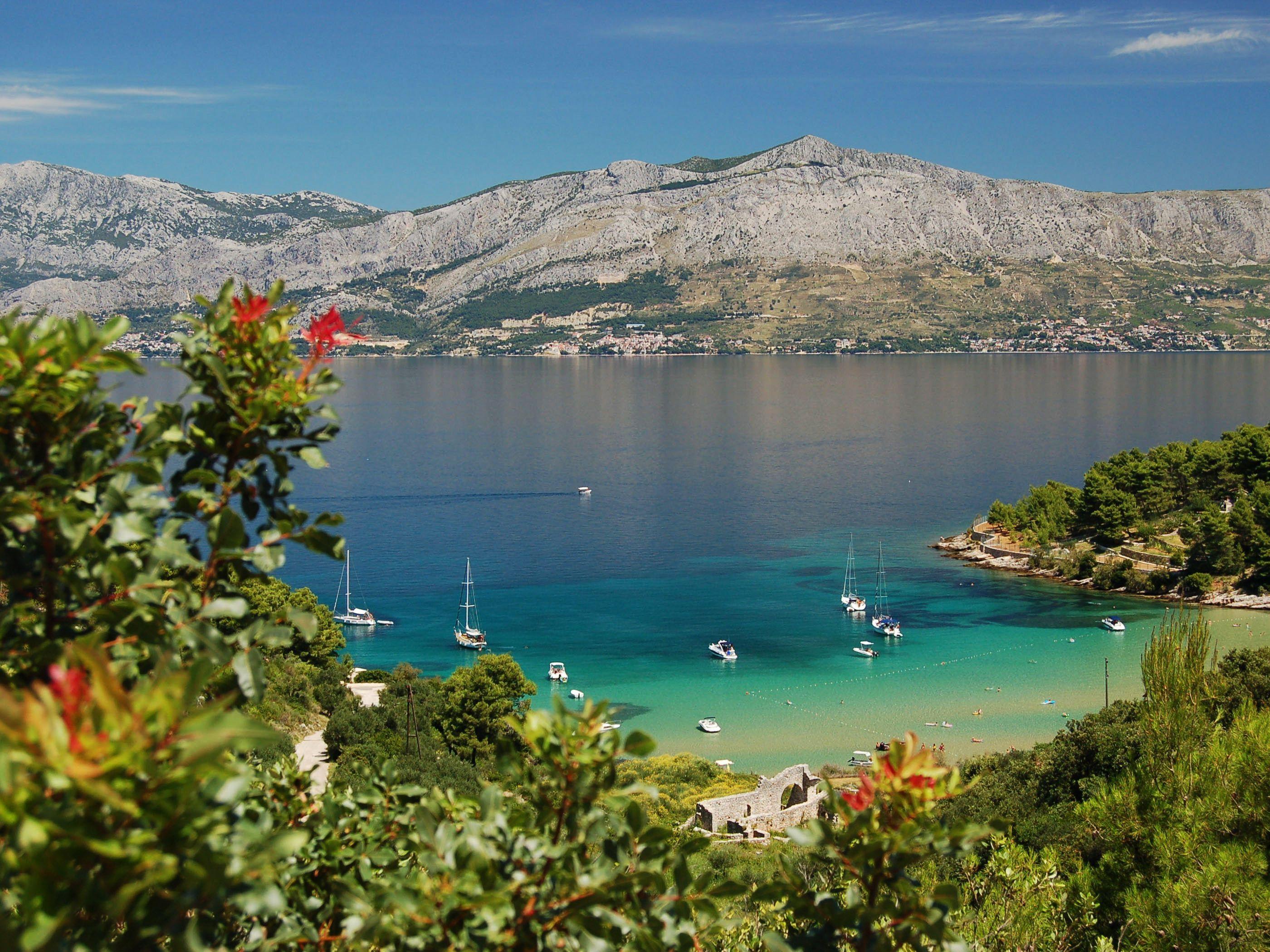 2800x2100 The wallpaper of beautiful Lovrečina beach in Croatia. Croatia