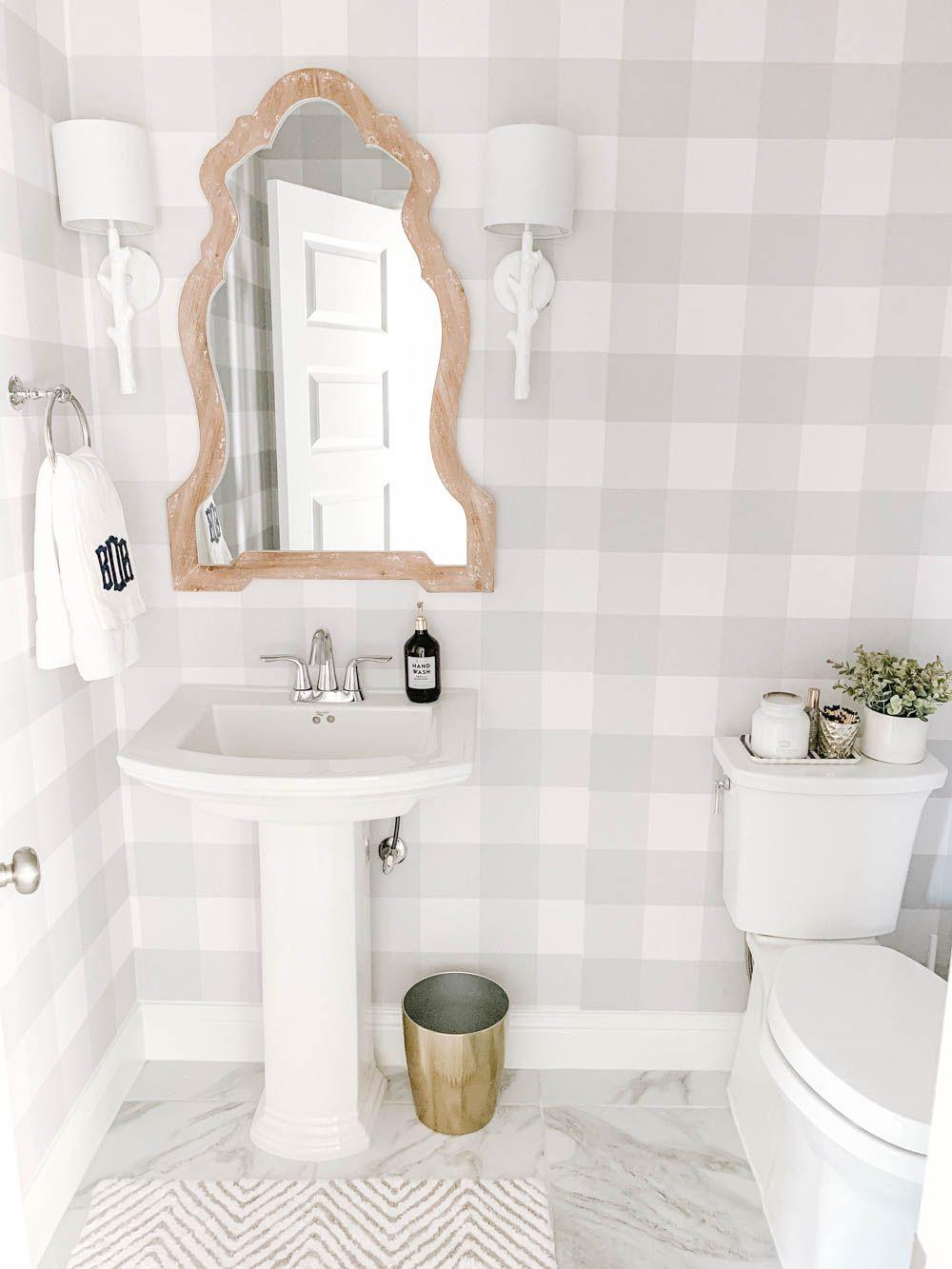 1000x1333 This Farmhouse Bathroom Features Grey And White Buffalo