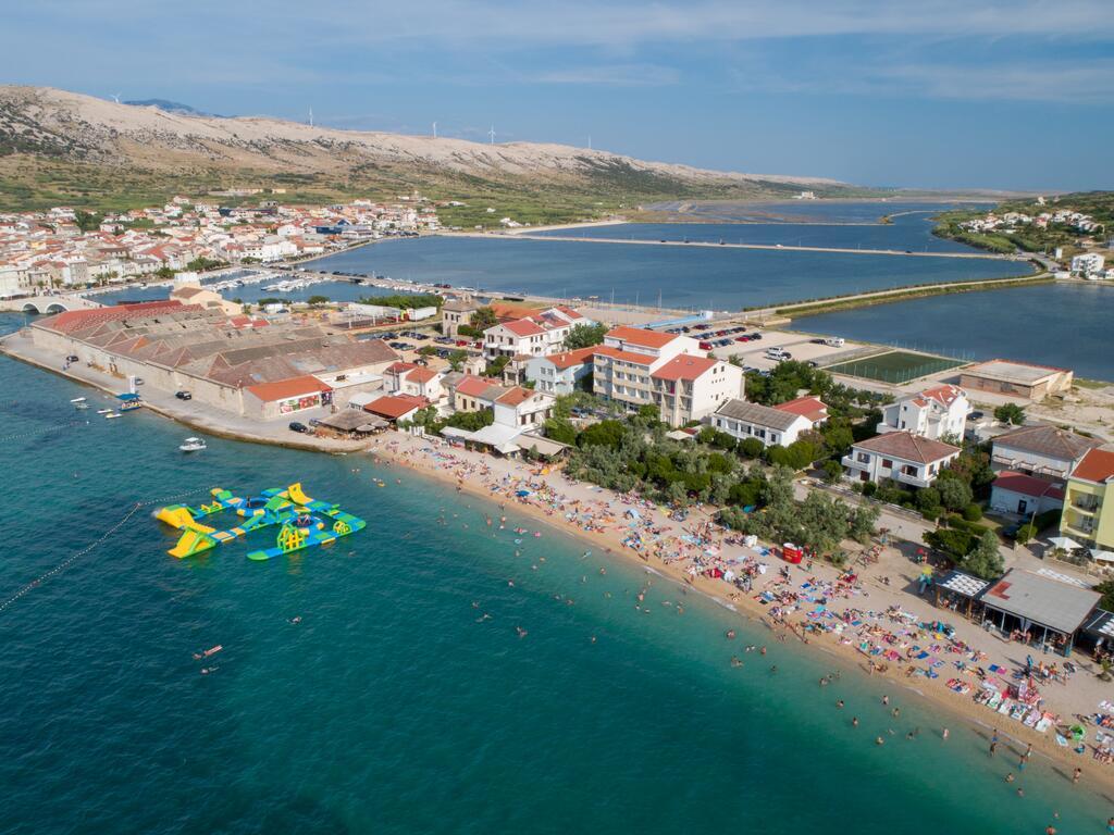 1024x768 Rooms and Apartments Galeb, Pag, Croatia