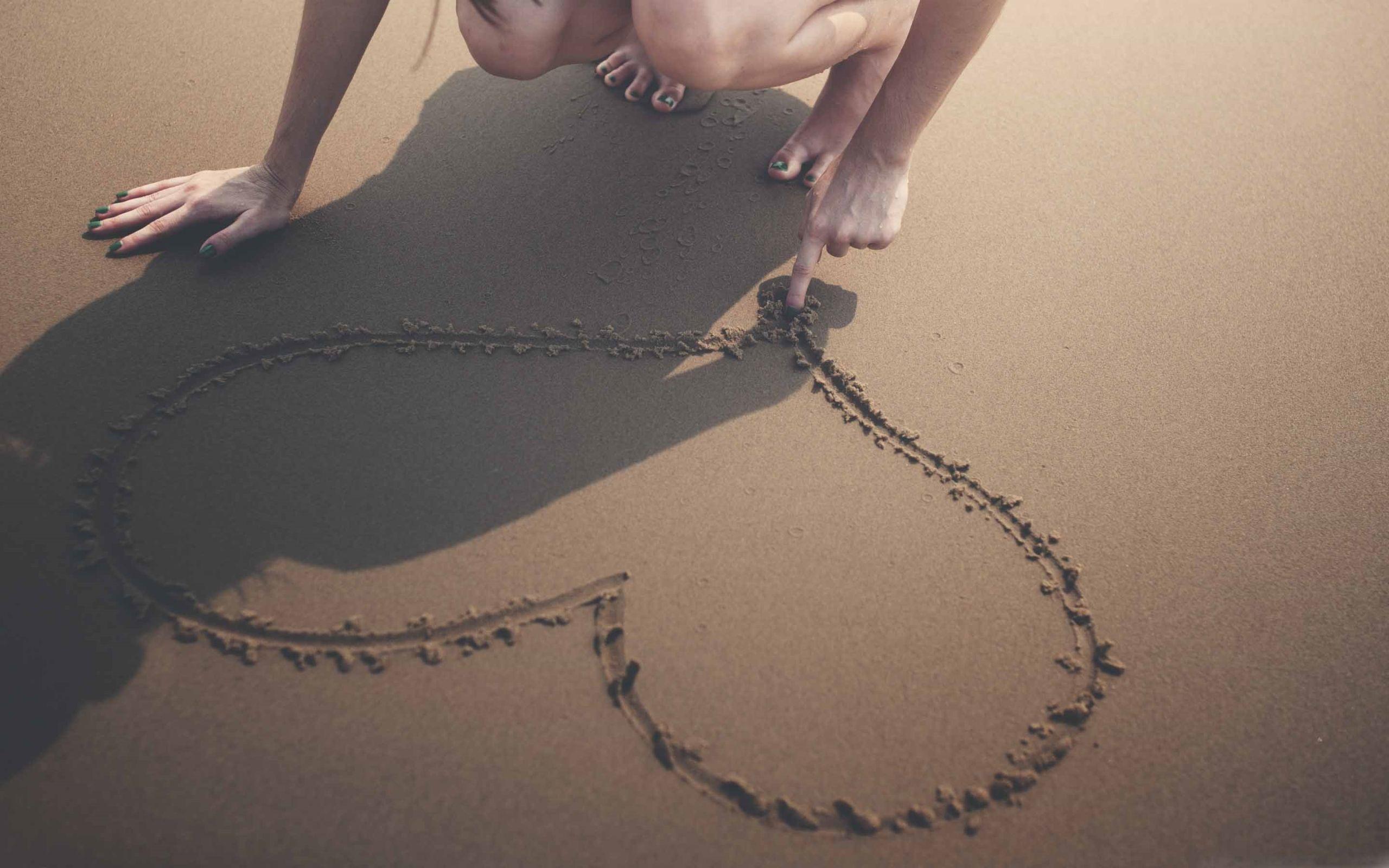 2560x1600 Heart Sand Beach Summer Love Mac Wallpaper Download