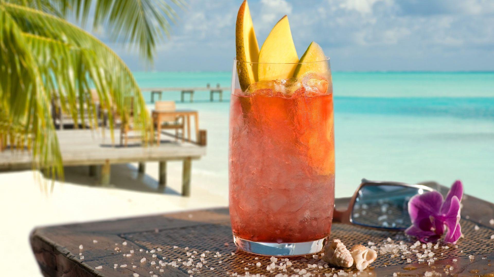1920x1080 Cocktails Drinking Glass Tropical Beach View Wallpaper