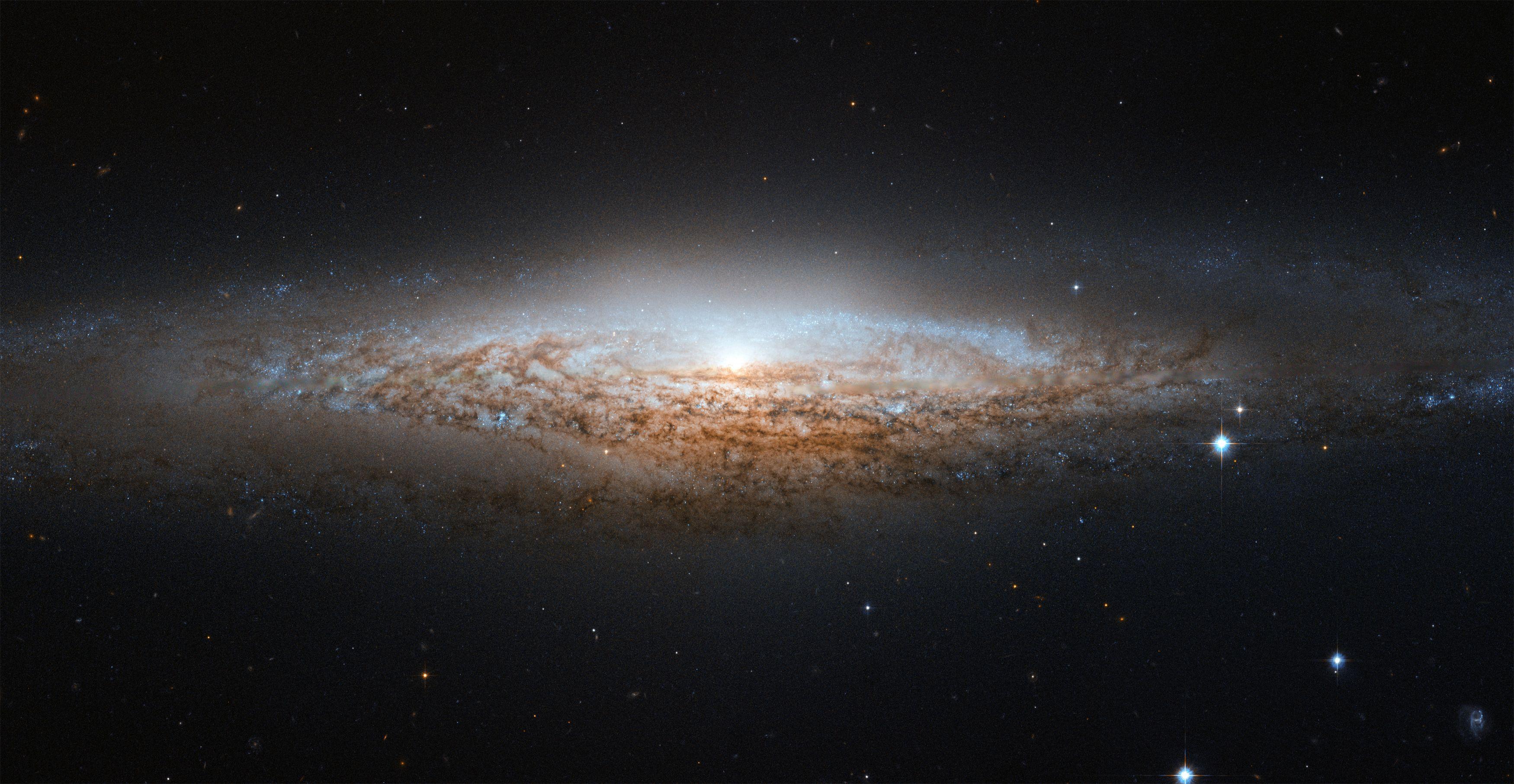 3500x1813 You Technically Are the Center of the Universe, Thanks to a Wacky