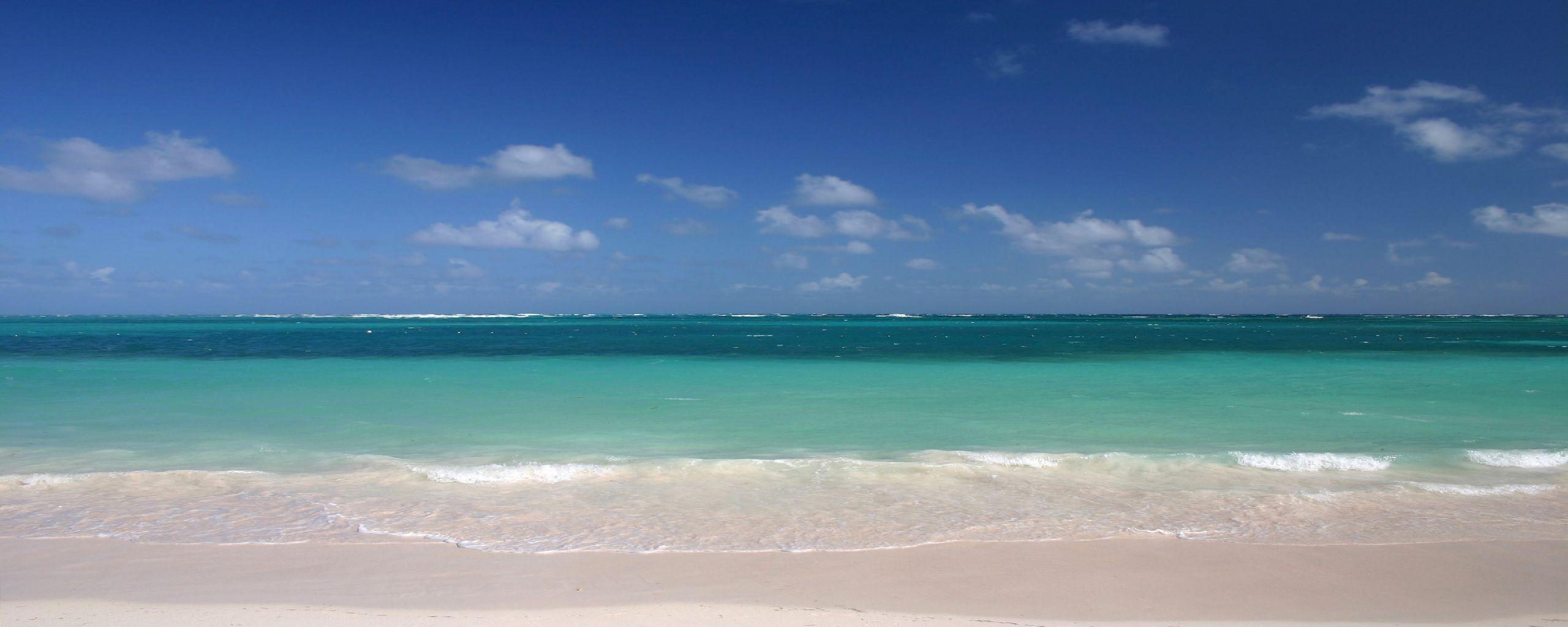 2560x1024 Dual Screen Beach Wallpaper