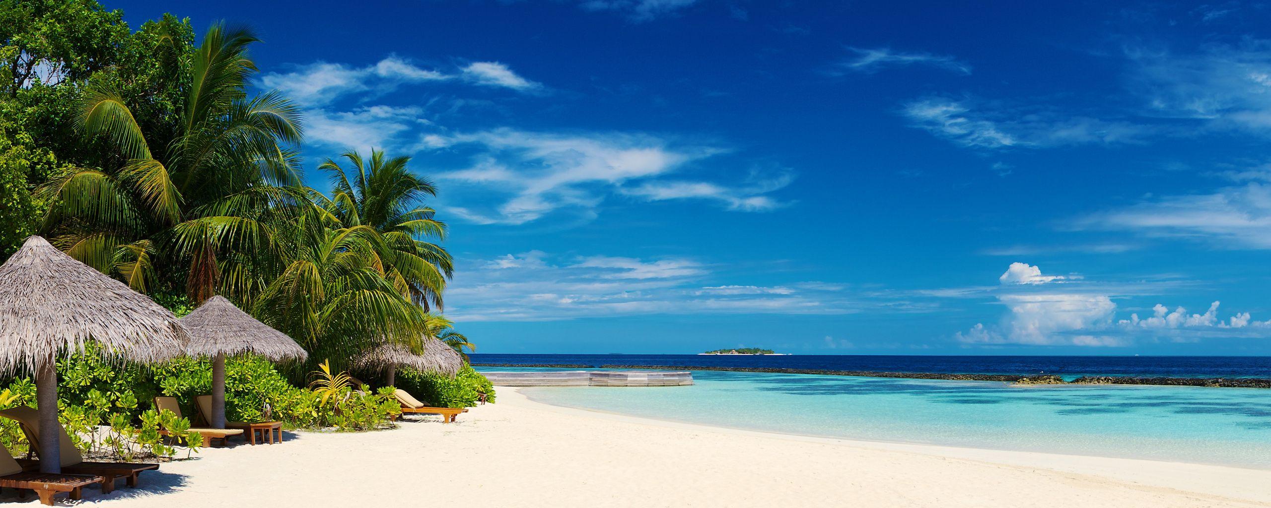 2560x1024 Download Tropical islands, beach, Maldives, holiday, sunny day