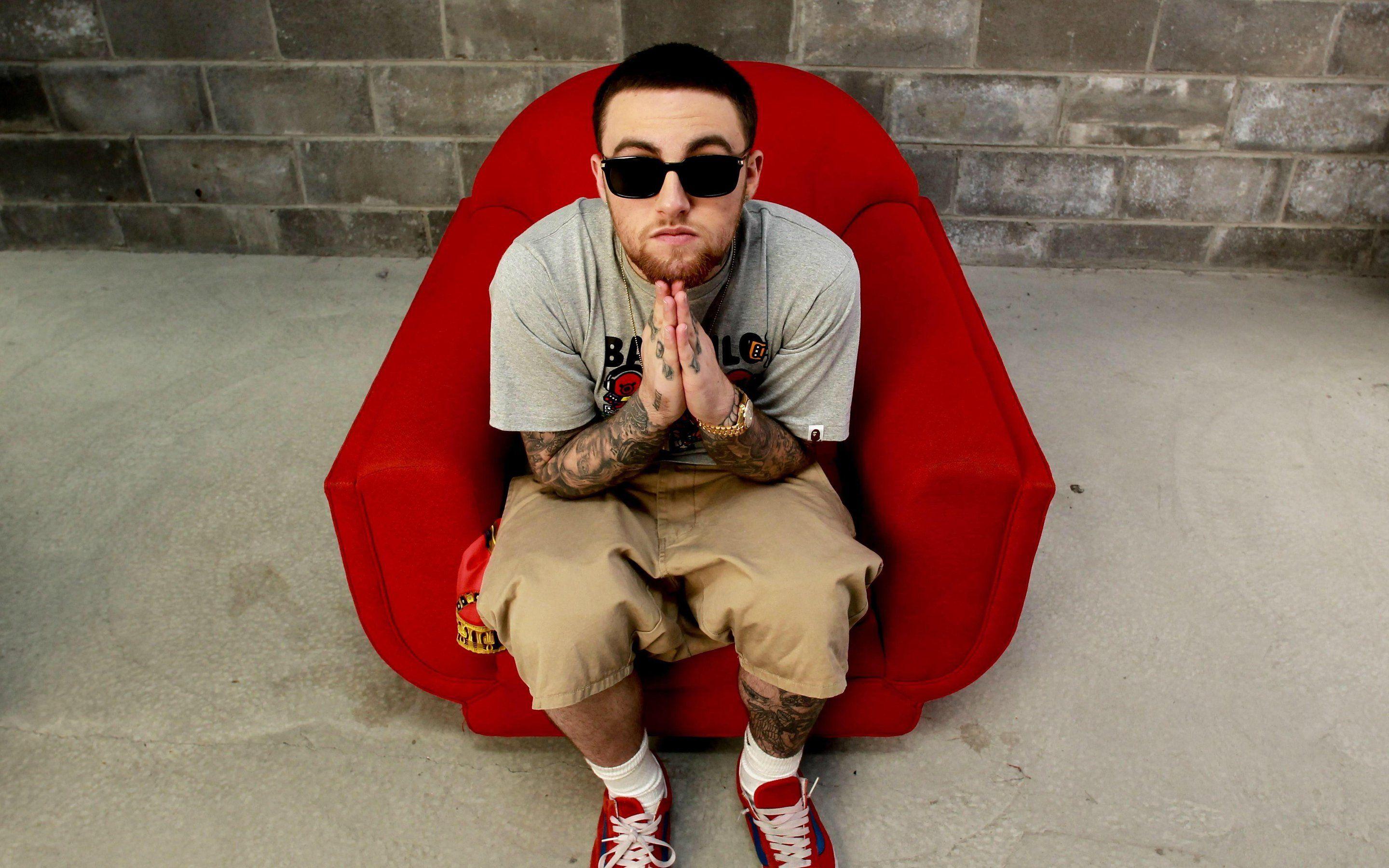 Watching Movies Mac Miller Wallpapers - Top Free Watching Movies Mac