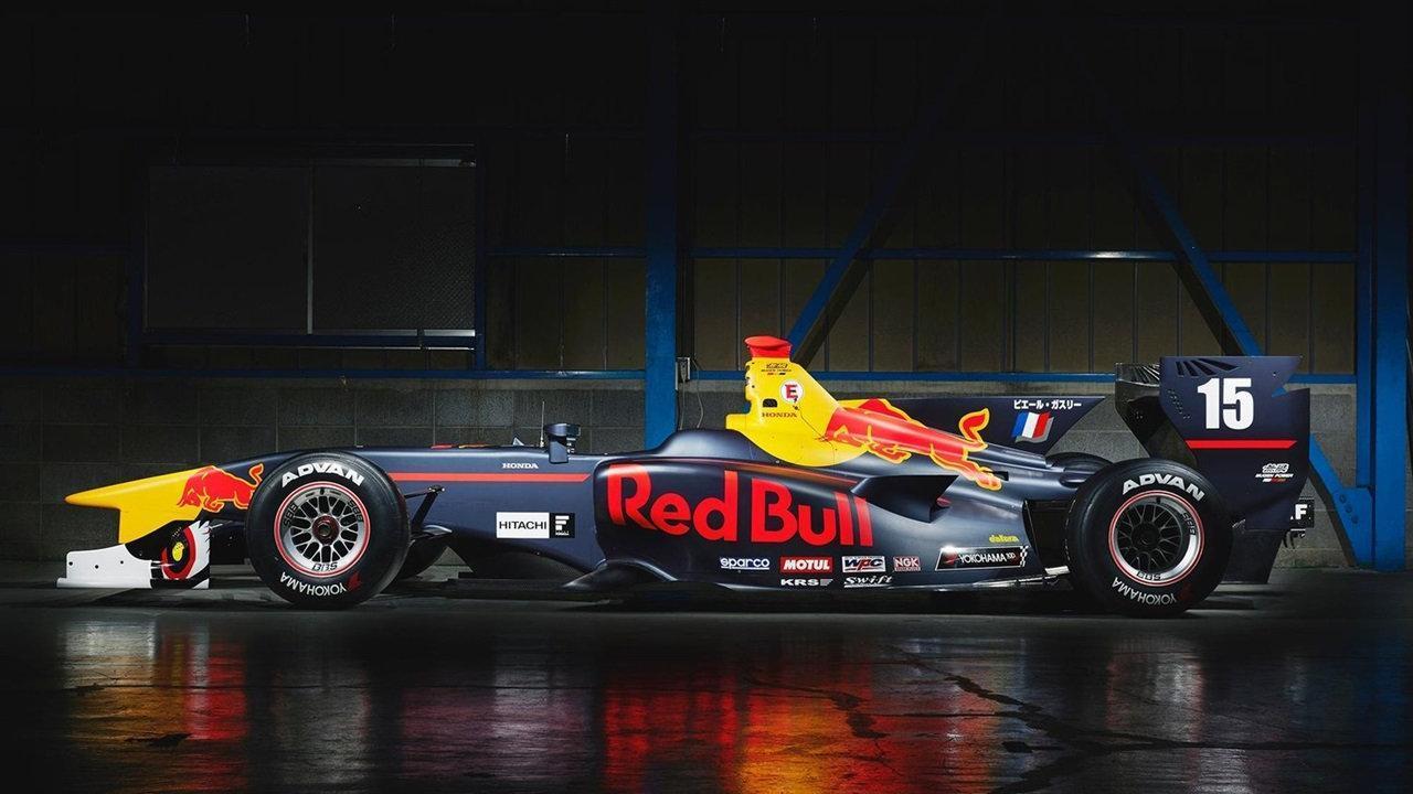 1280x720 Red Bull Car Racing Wallpaper for Android