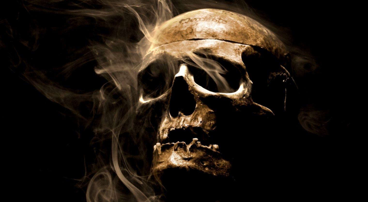 1520x837 Horror Skull Wallpaper