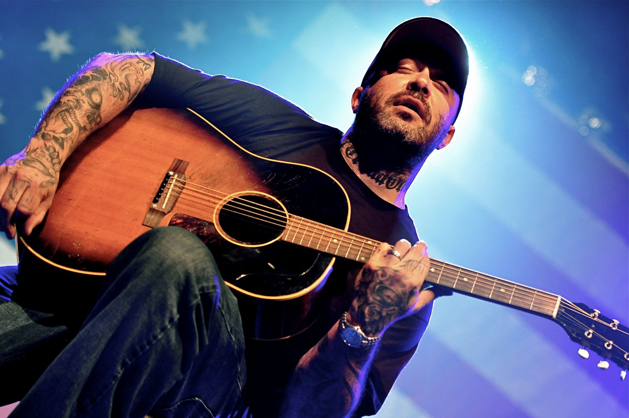 2048x1360 Aaron Lewis Wallpaper and Background