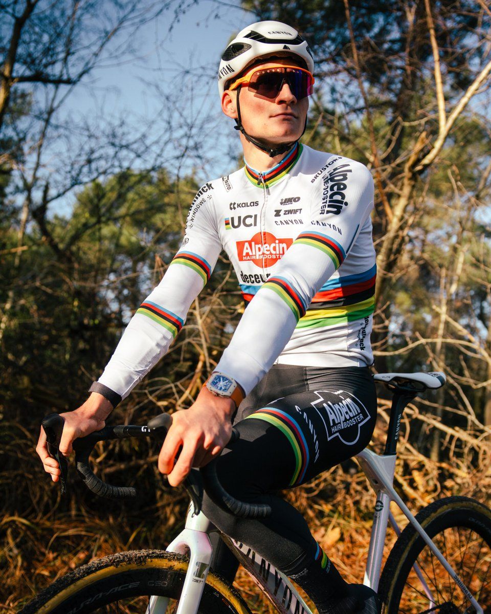 960x1200 Mathieu Van der Poel / Posts / X