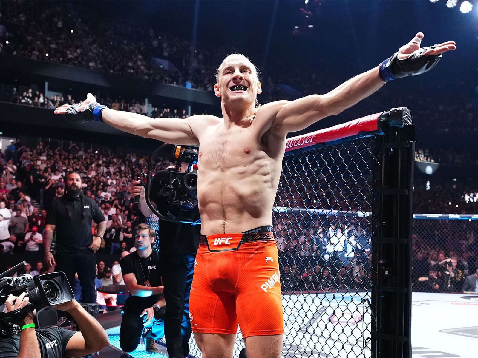 1600x1200 Paddy 'The Baddy' Pimblett: “I love proving people wrong”