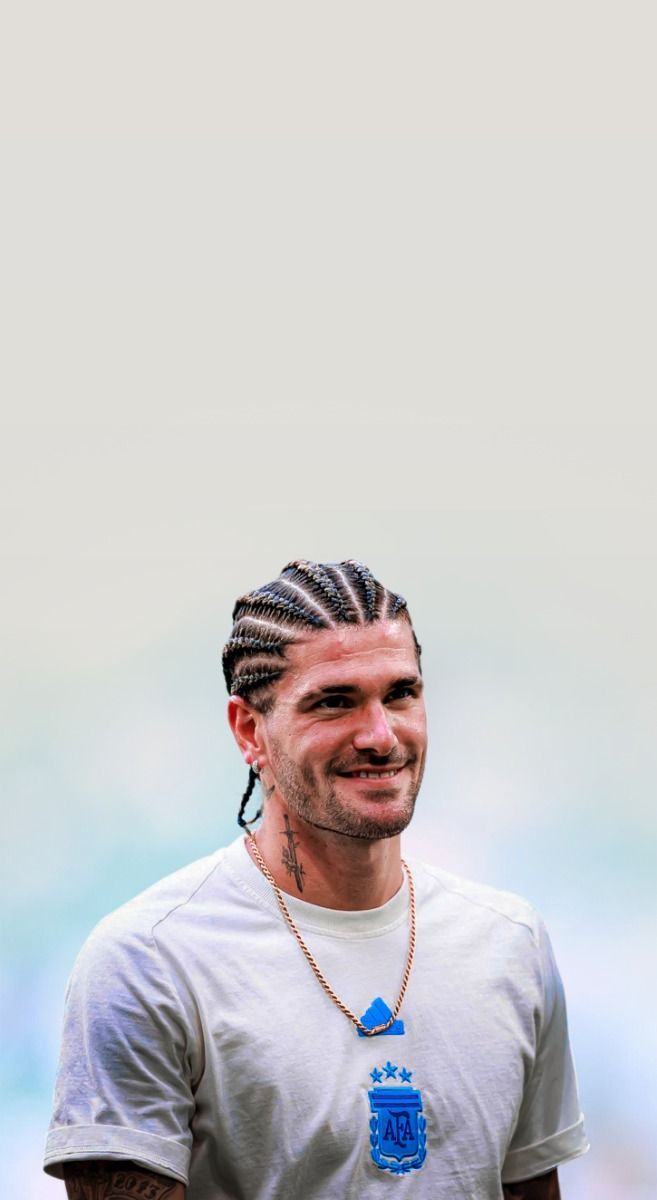 657x1200 Rodrigo De Paul
