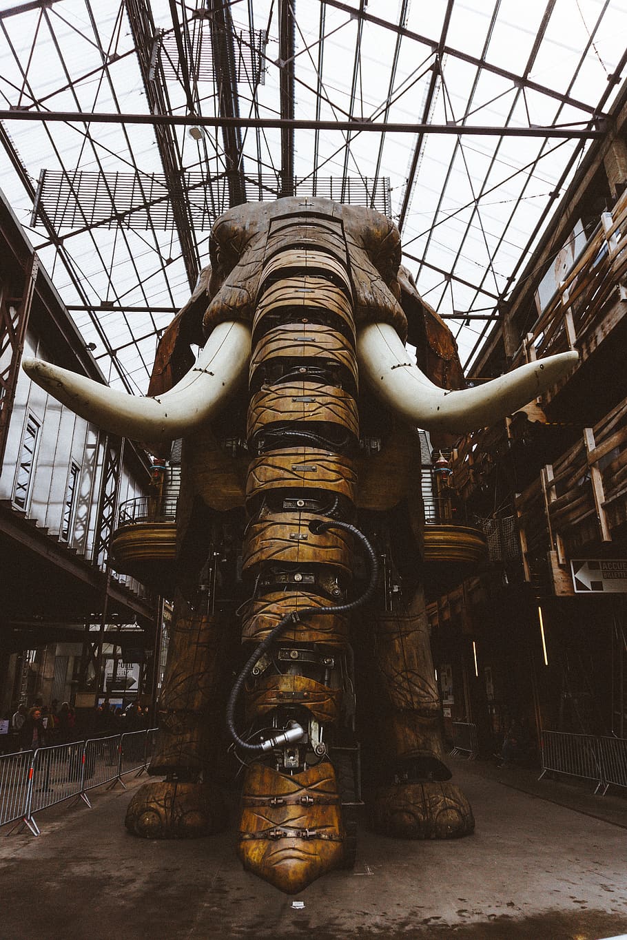 910x1365 île de nantes 1080P, 2K, 4K, 5K HD wallpaper free download