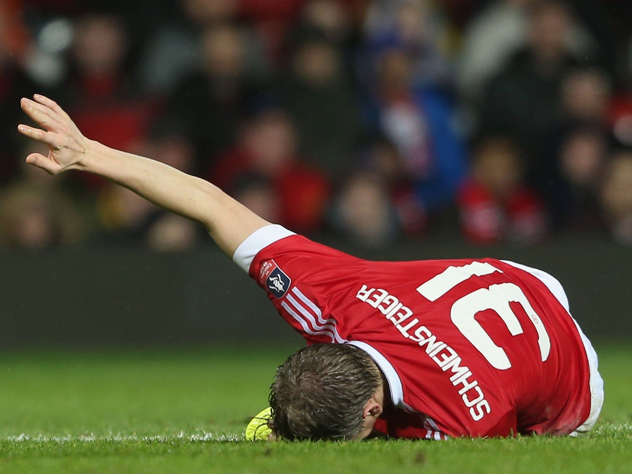 2048x1536 Bastian Schweinsteiger expects Manchester United return in March