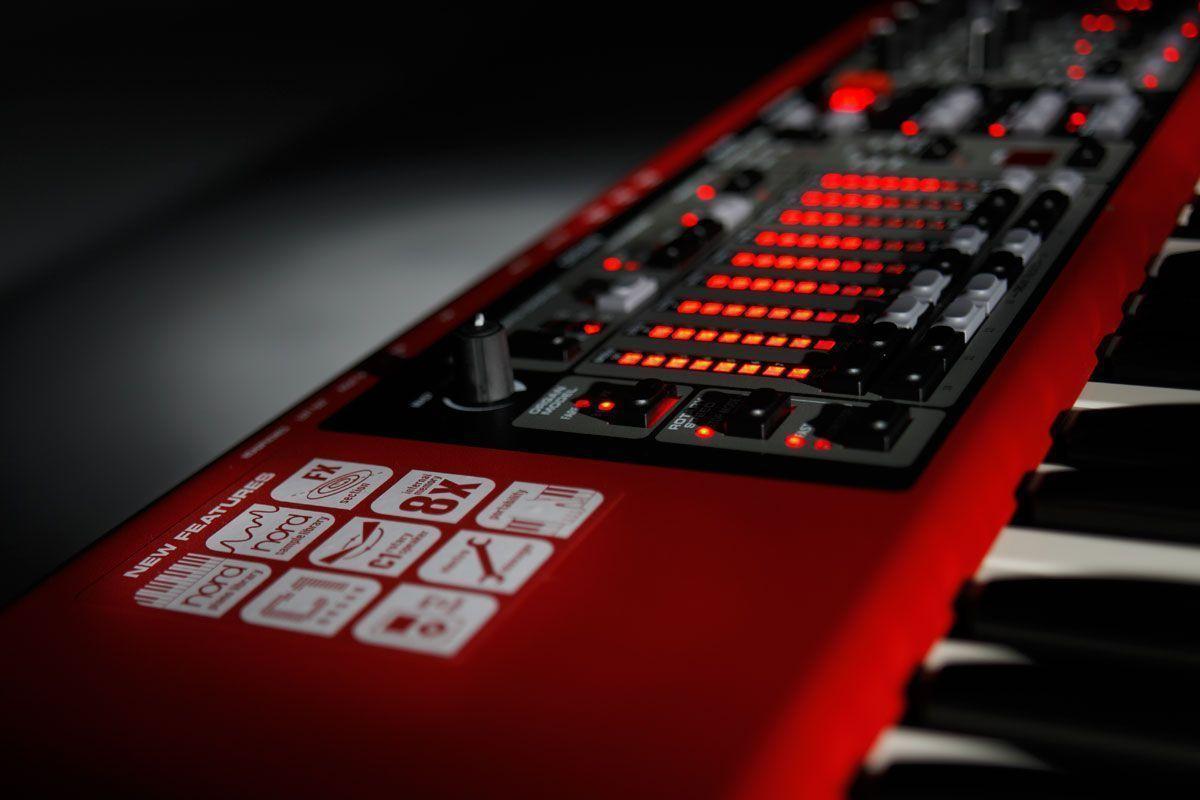 1200x800 MIDI Keyboard Wallpaper