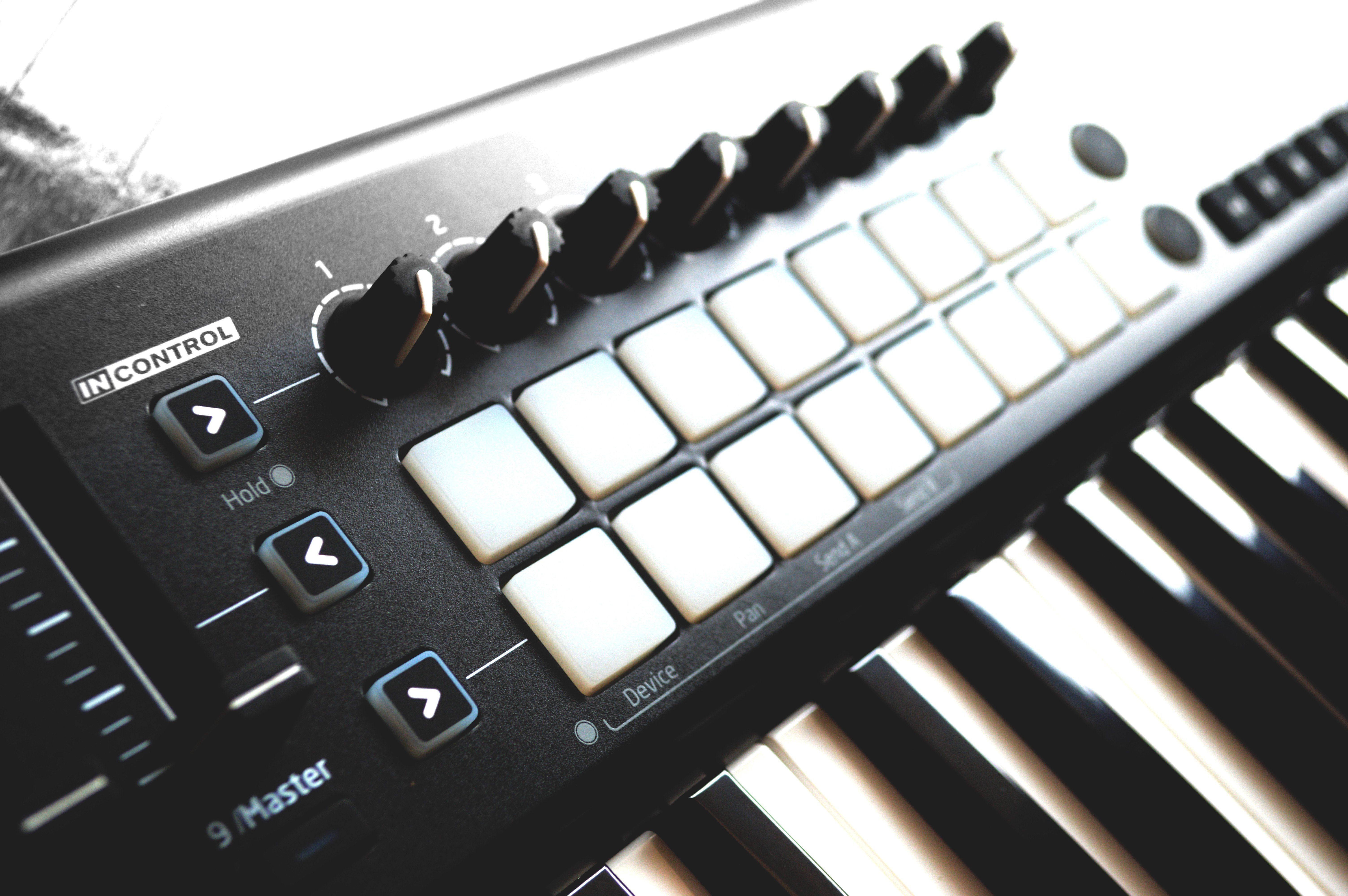 6016x4000 mixing consoles, Piano Wallpaper HD / Desktop and Mobile Background