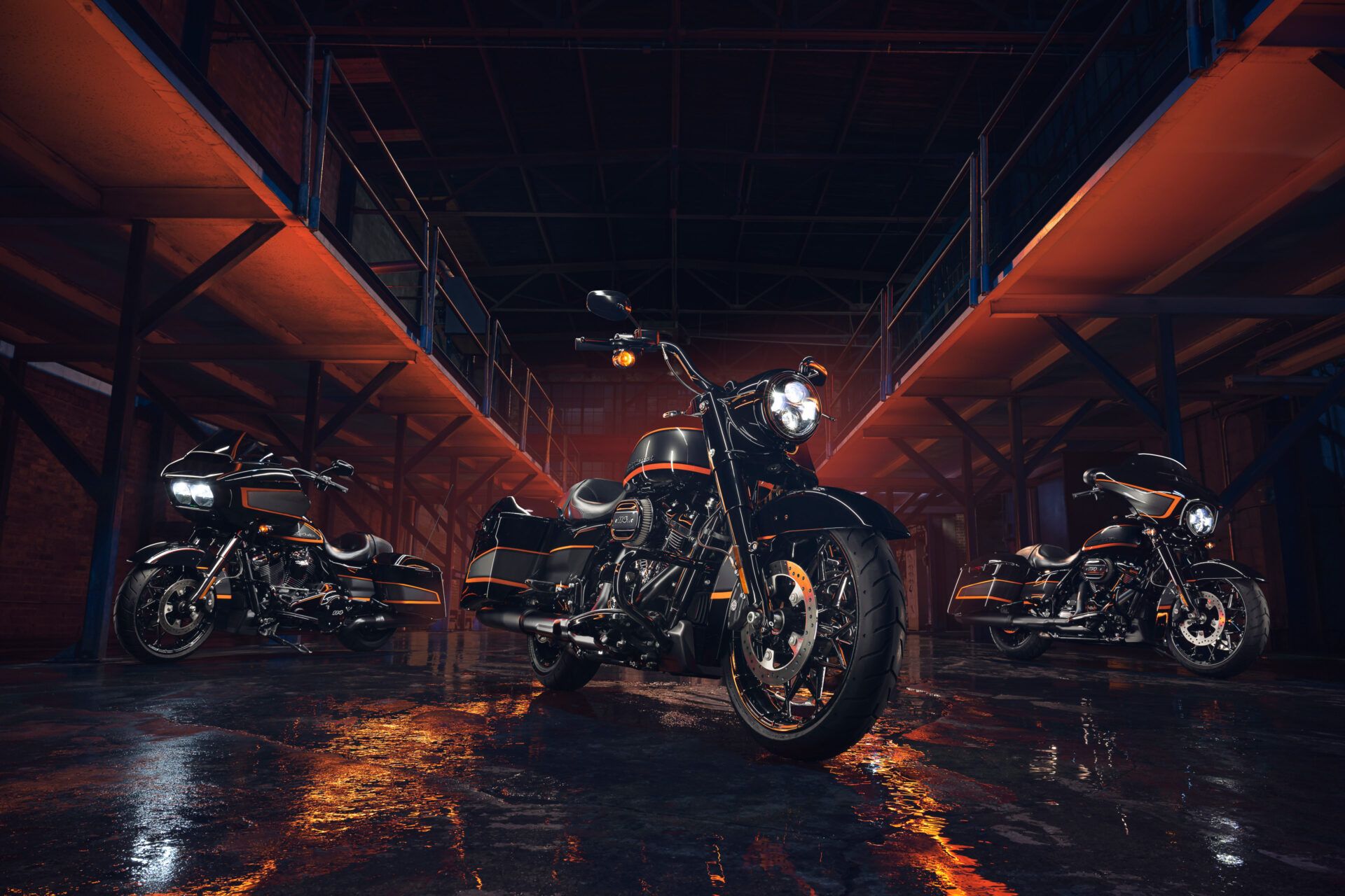 1920x1280 H D Goes Racing • Thunderbike