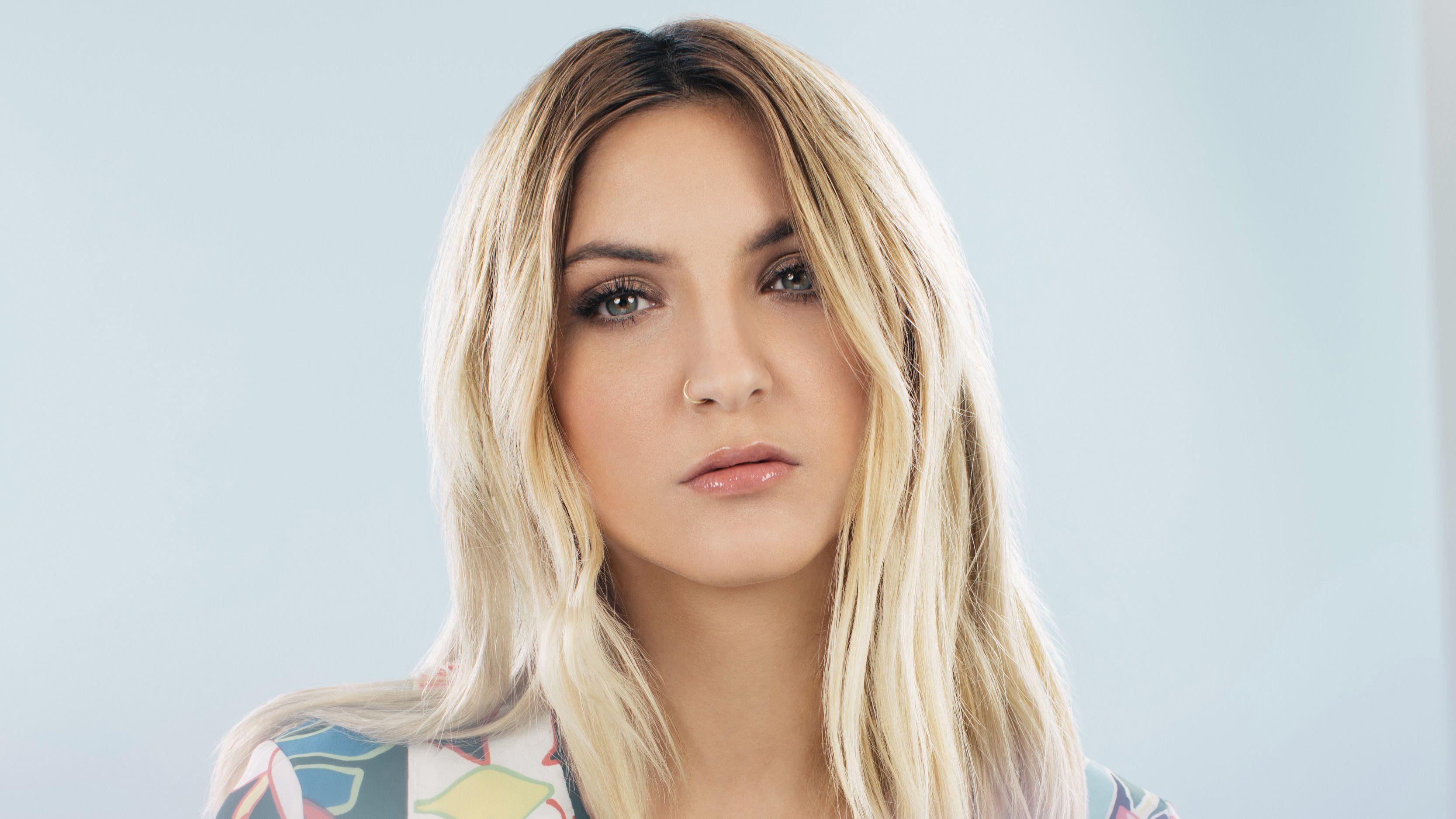 3333x1875 Julia Michaels HD Music, 4k Wallpaper, Image, Background