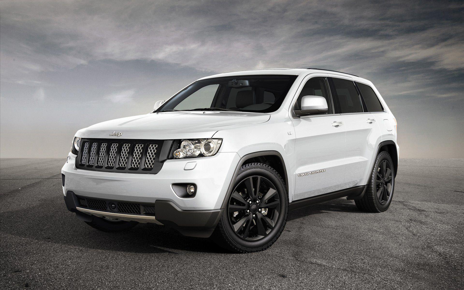 1920x1200 White Jeep Cherokee Wallpaper 43839 1920x1200px