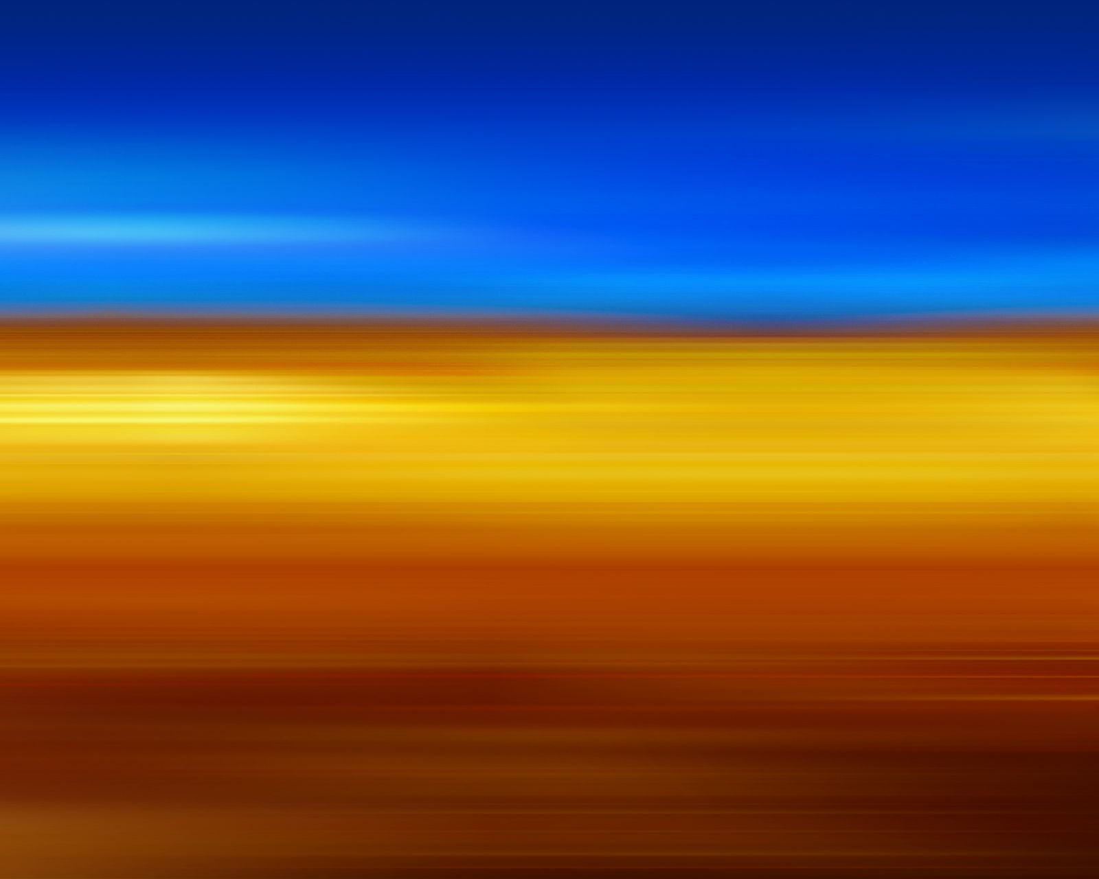 1600x1280 