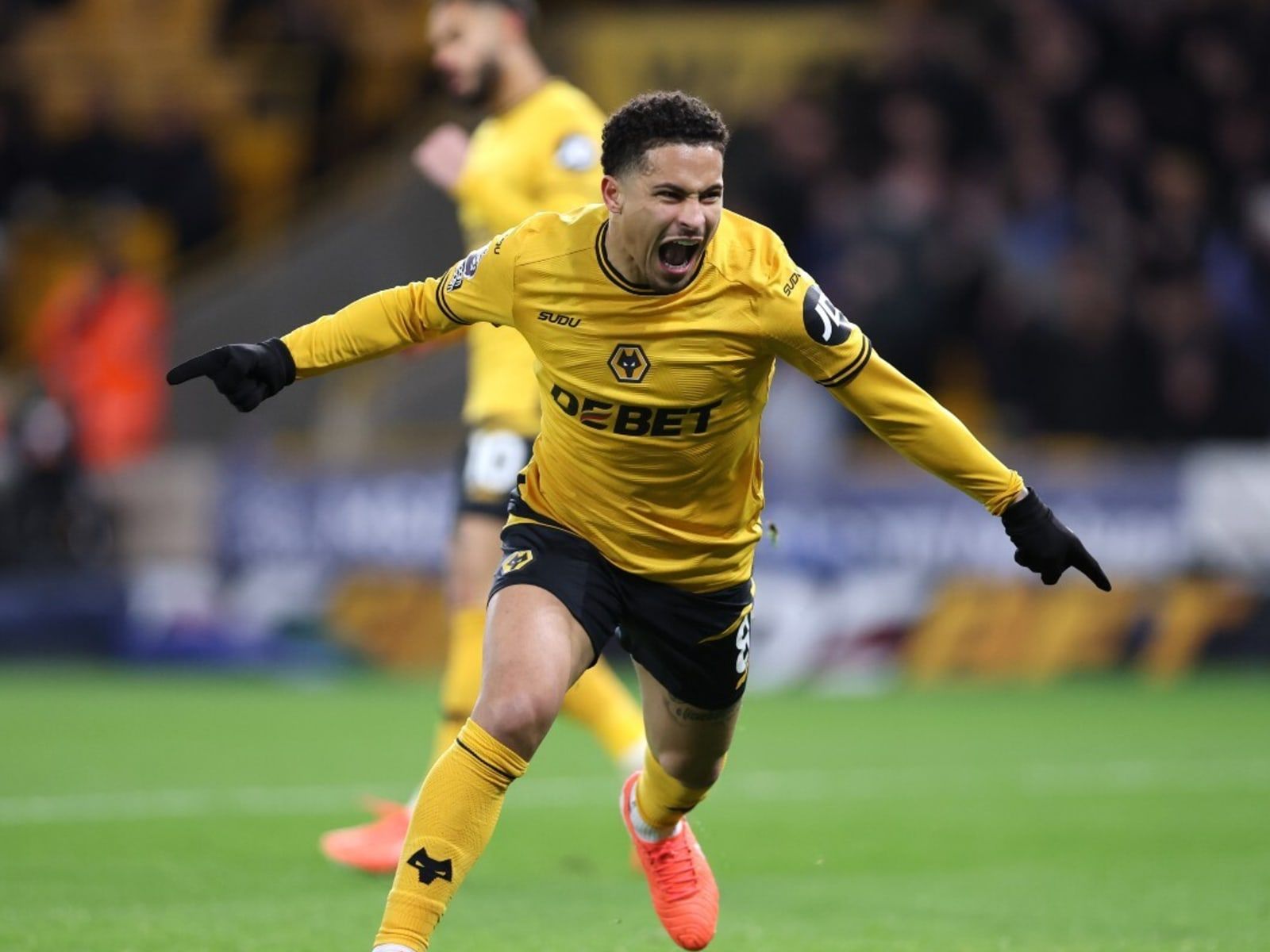 1600x1200 Man United involved in transfer battle with two Euro giants for Brazilian superstar