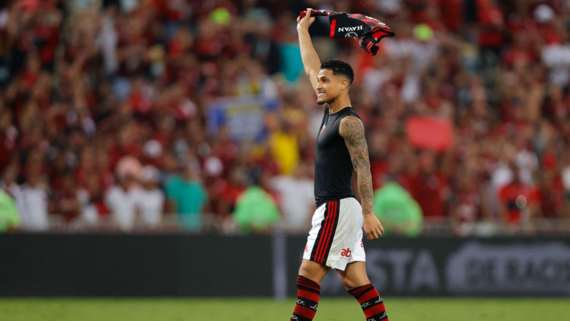 1920x1080 Flamengo define futuro de João Gomes, e põe fim à novela