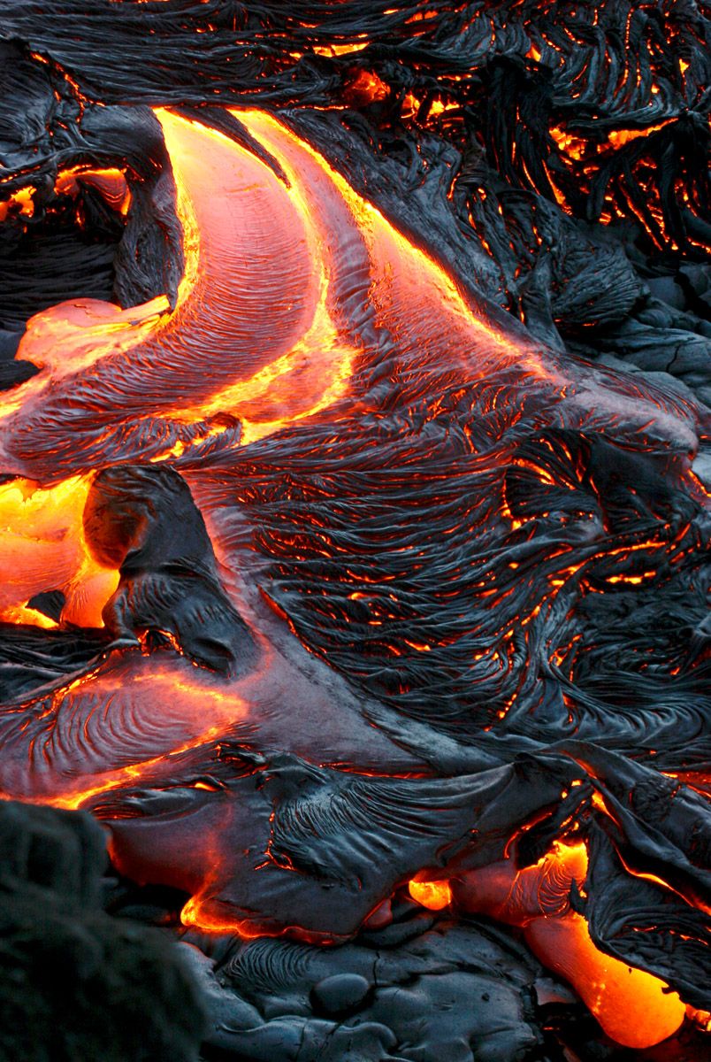 804x1200 HAWAIIAN LAVA DAILY: The lava continues flowing down south slopes of Hawaii Island blogger takes a break