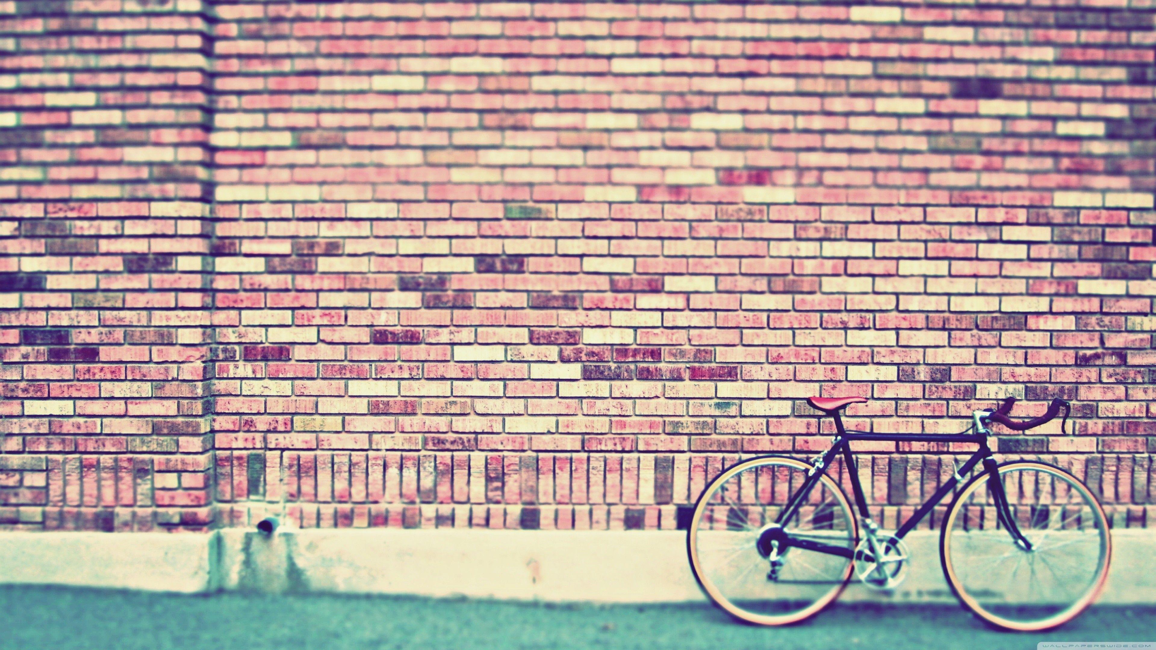 3840x2160 red, vintage, wall, bicycles wallpaper