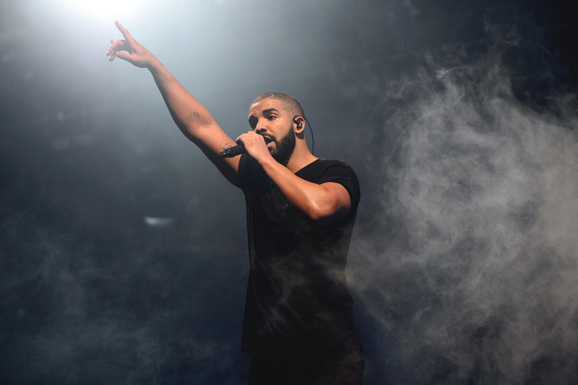 1920x1280 Drake wallpaper HD for desktop background