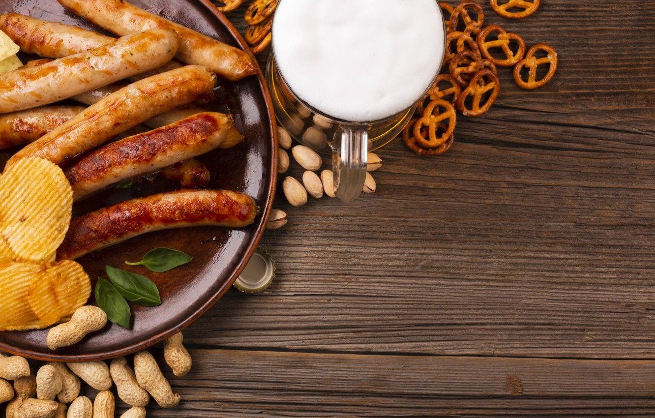 1332x850 Wallpaper beer, chips, sausages image for desktop, section еда