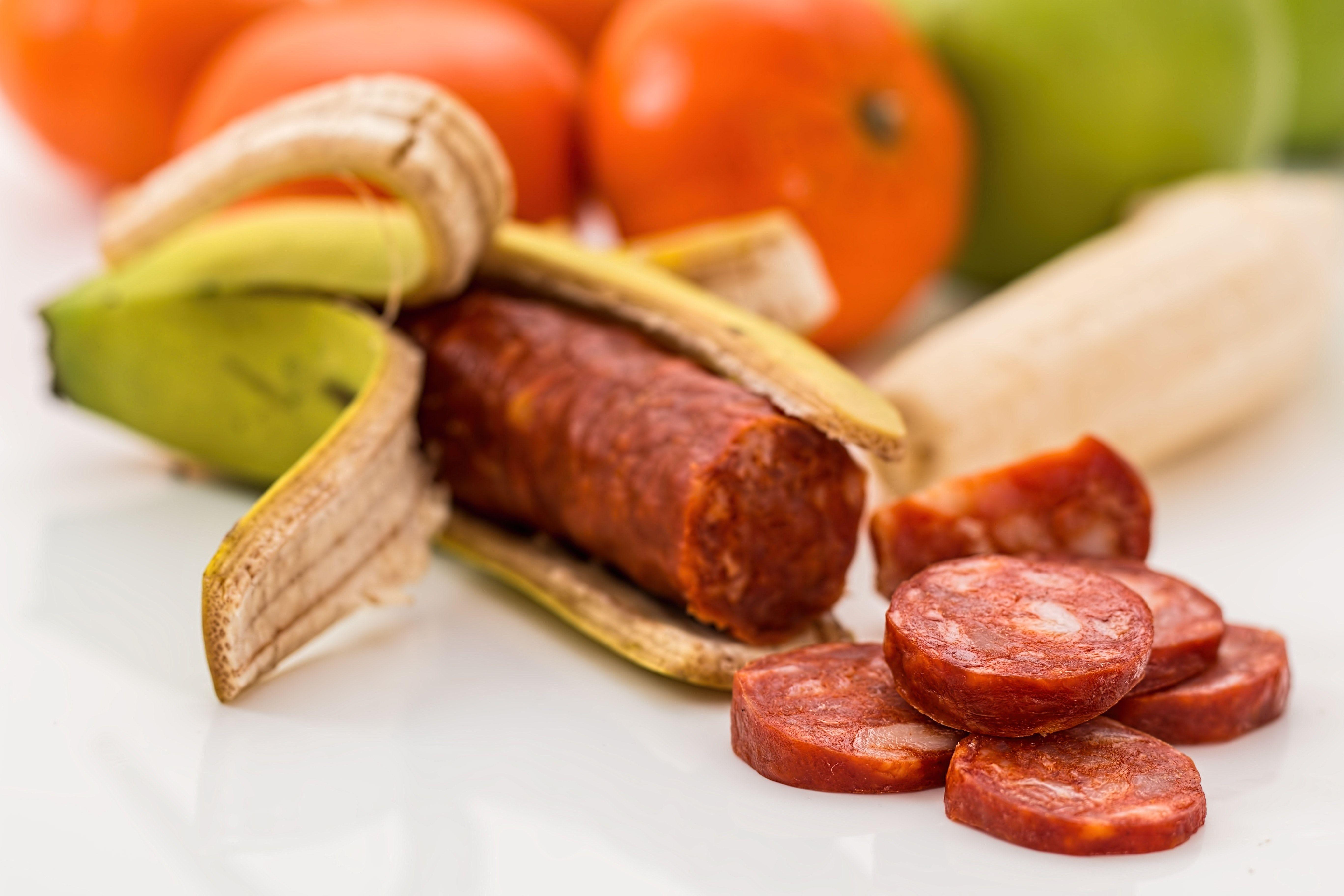 5472x3648 Slice Sausage · Free
