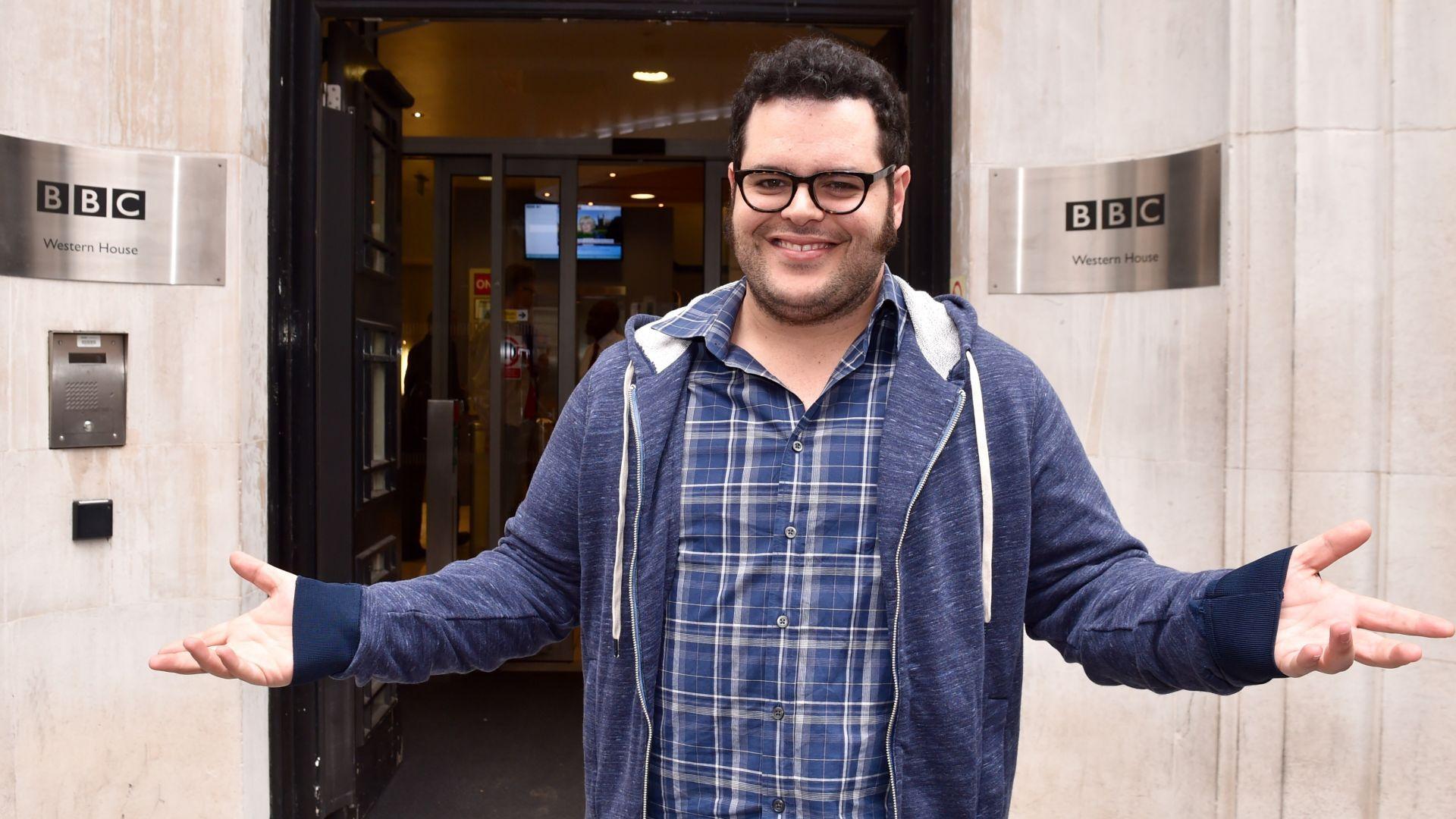 Josh Gad Wallpapers - Top Free Josh Gad Backgrounds - WallpaperAccess