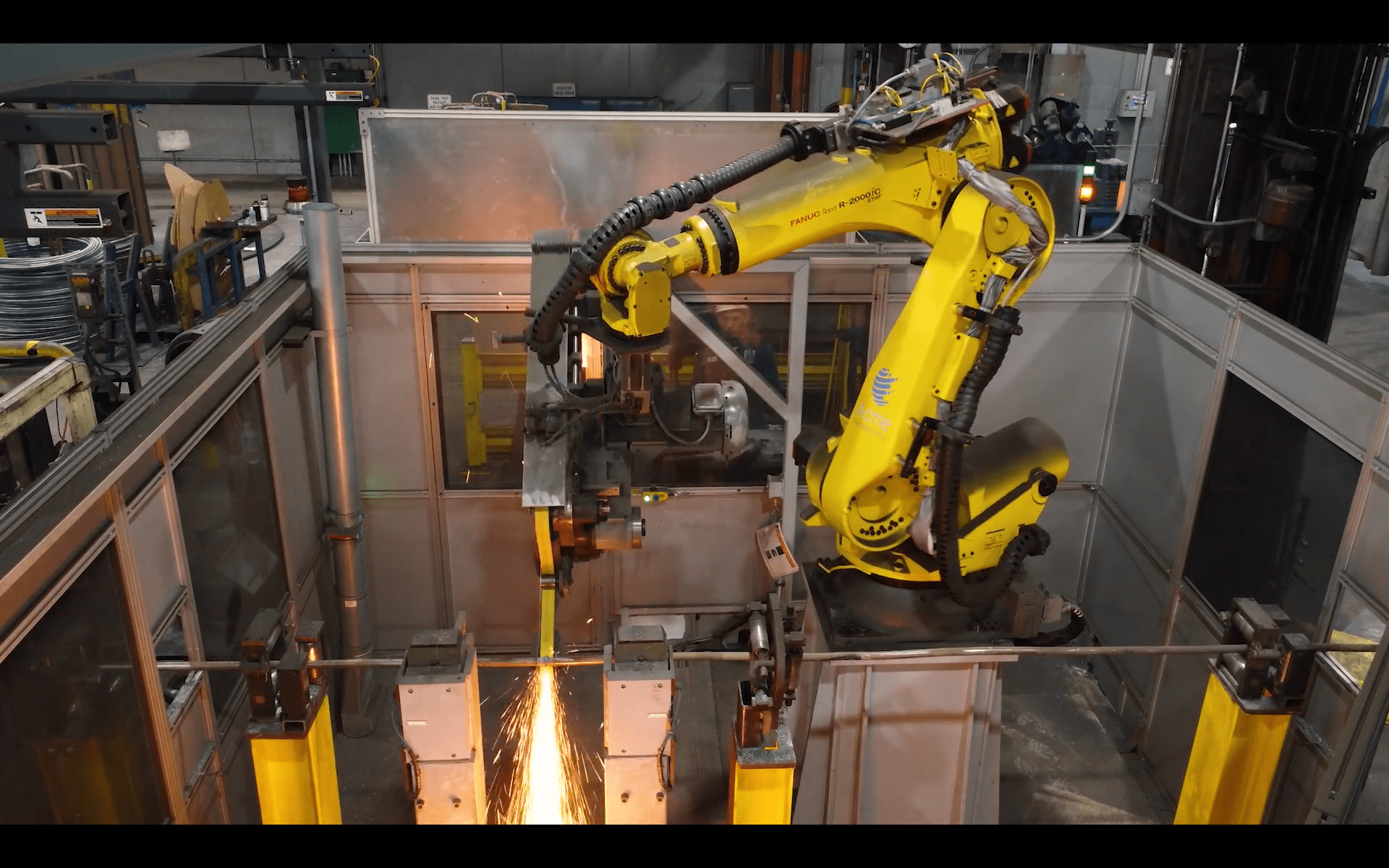 1920x1200 Robotic Weld Grinding Automation Improves Safety