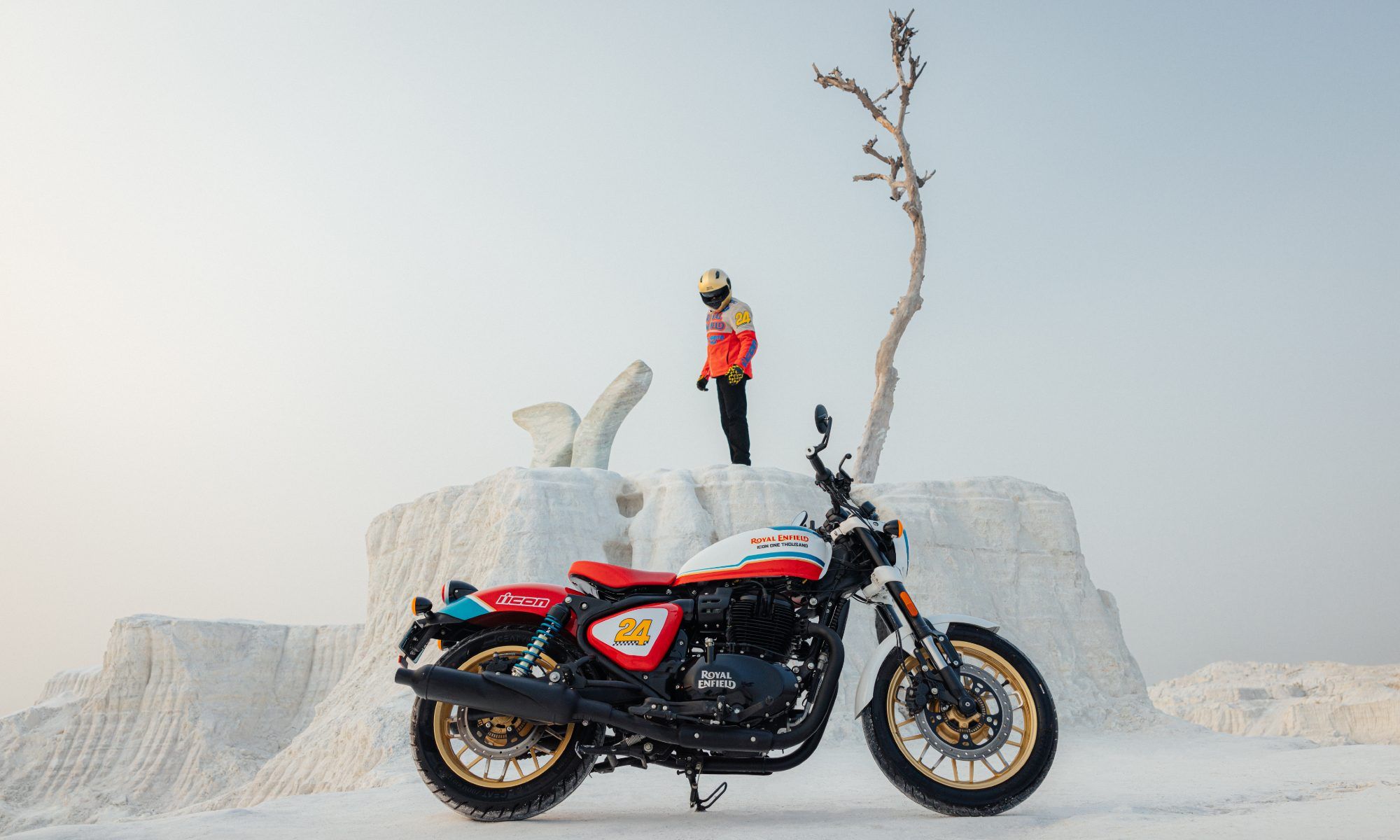 2000x1200 Royal Enfield introduces extemely limited Shotgun 650 Icon edition