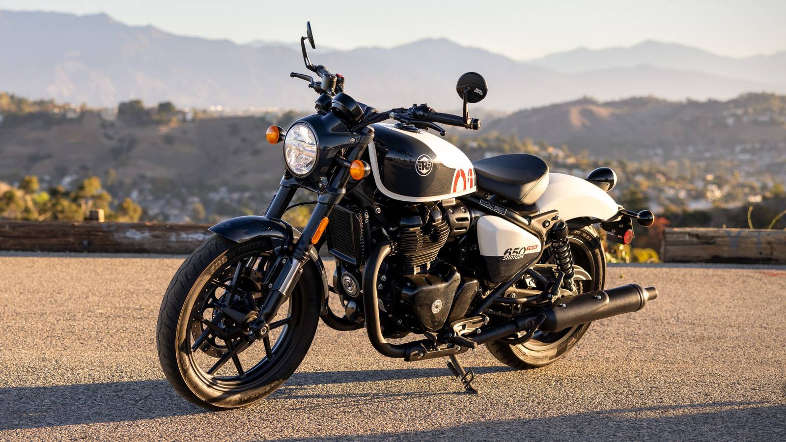 1600x900 Meet The New Royal Enfield Shotgun 650 Super Meteor's Funky Sibling