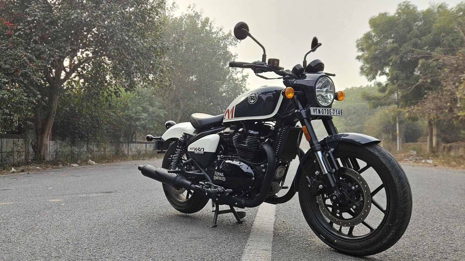 1600x900 Royal Enfield Shotgun 650 Image and Shotgun 650 Latest Photo