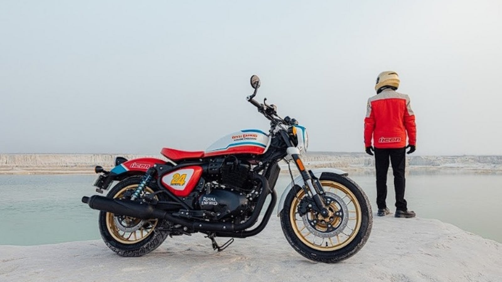 1600x900 Royal Enfield Shotgun 650 Icon: Check Out This Limited Edition Collector's Dream Motorcycle