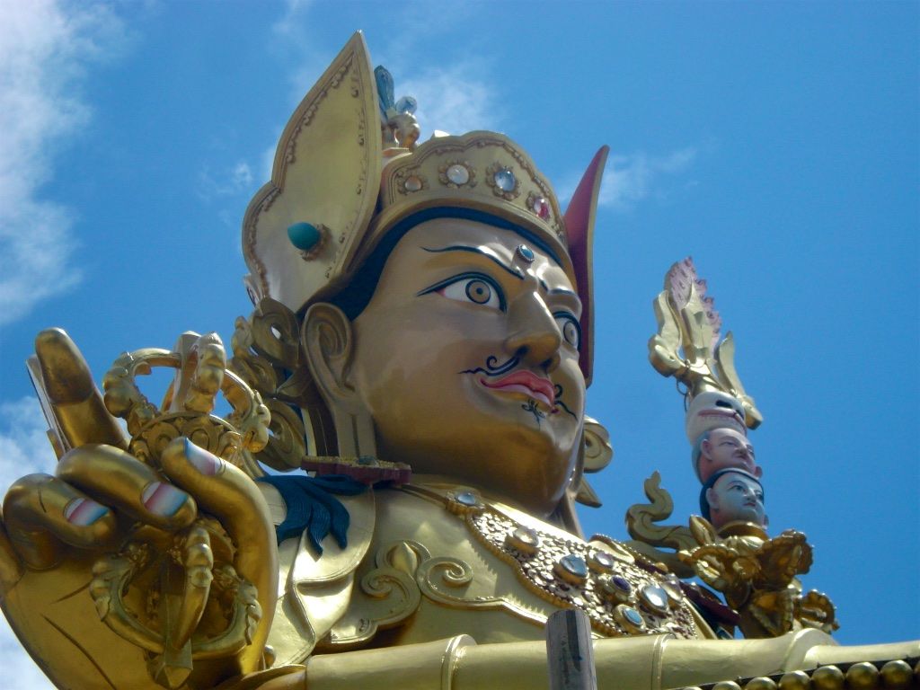 1024x768 SBI Media / Courses / A Meditation Retreat on Shamatha, Vipashyana, Mahamudra, and Dzogchen / 05 Welcome to the Mahayana Vows of Refuge
