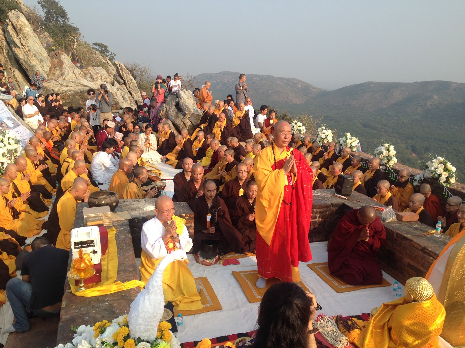 1600x1200 Nālandā on the Move: The Starting of a Journey to Rediscover the Roots of Mahāyanā Sūtras: The first ever Mahāyāna Chanting Ceremony held in Rājgir