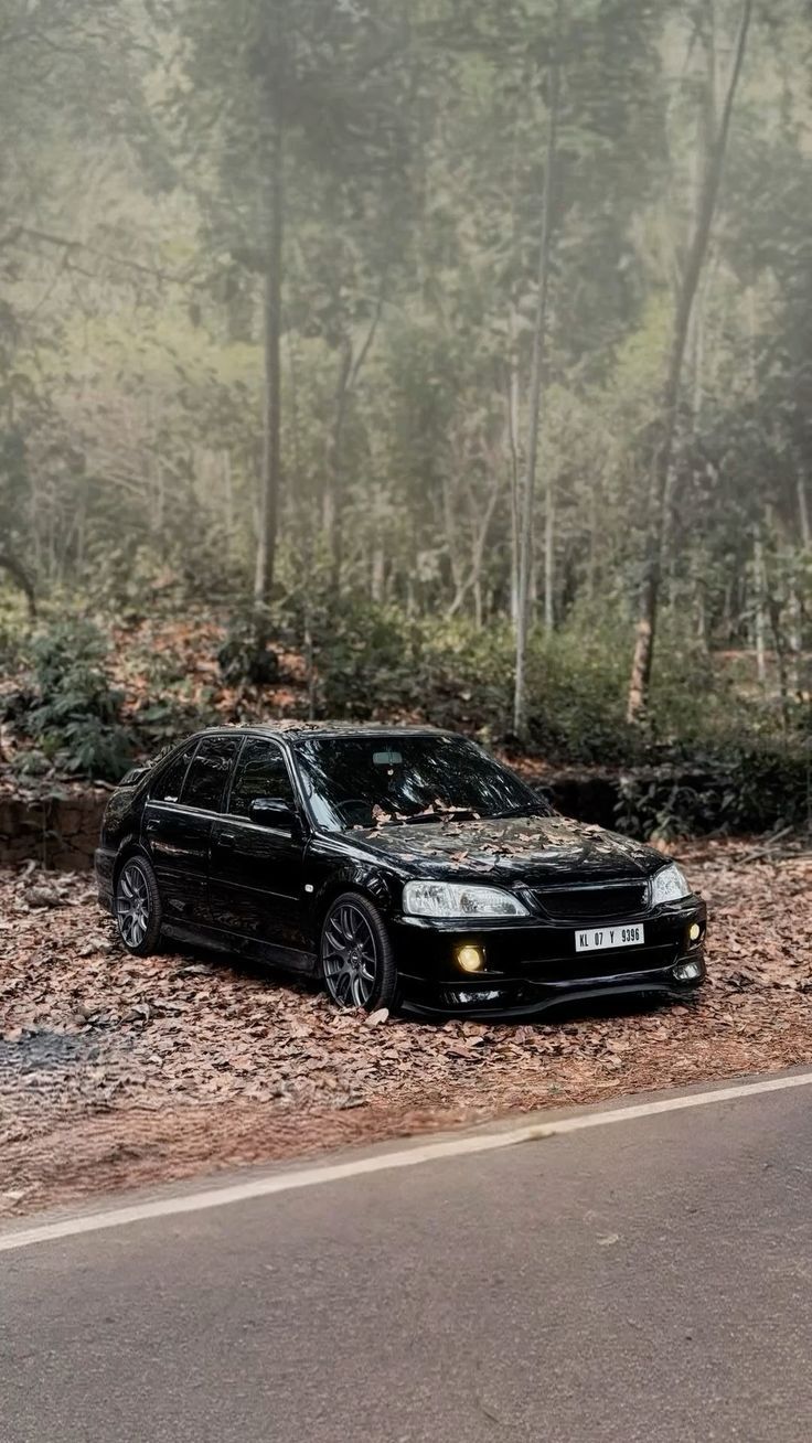 736x1308 Modified black Honda city 2002