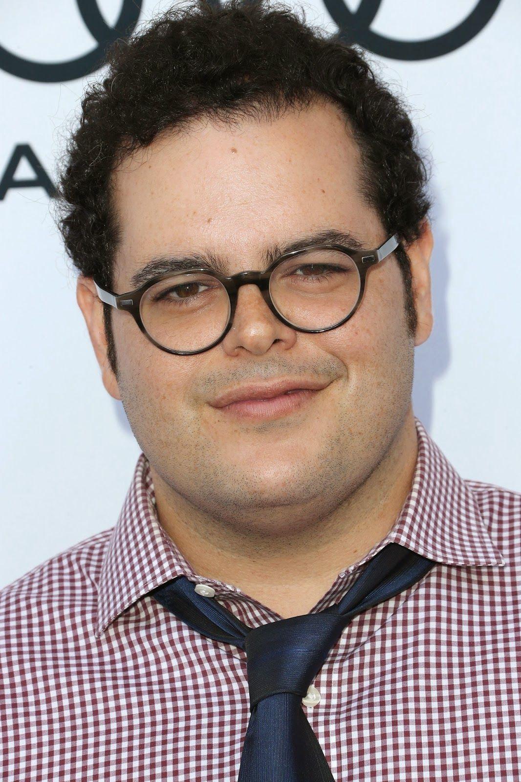 Josh Gad Wallpapers - Top Free Josh Gad Backgrounds - WallpaperAccess