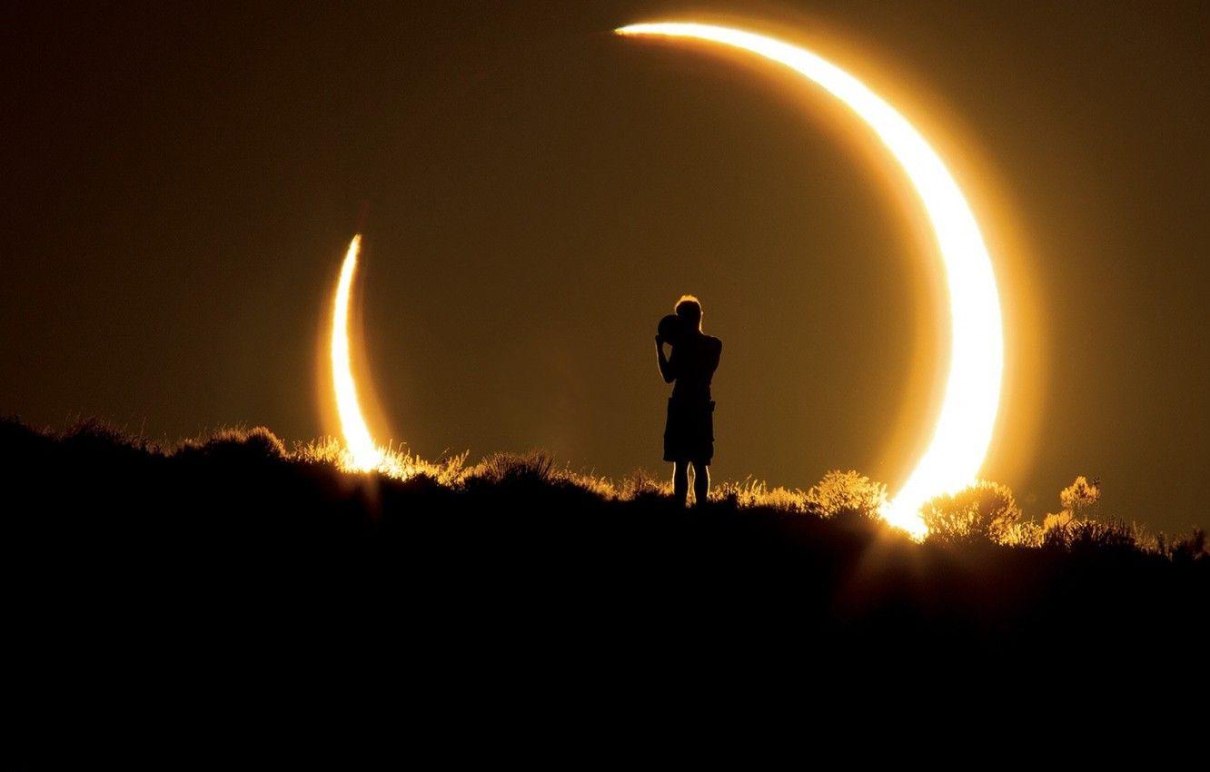 1332x850 Wallpaper moon, National Geographic, nature, photographer, sun