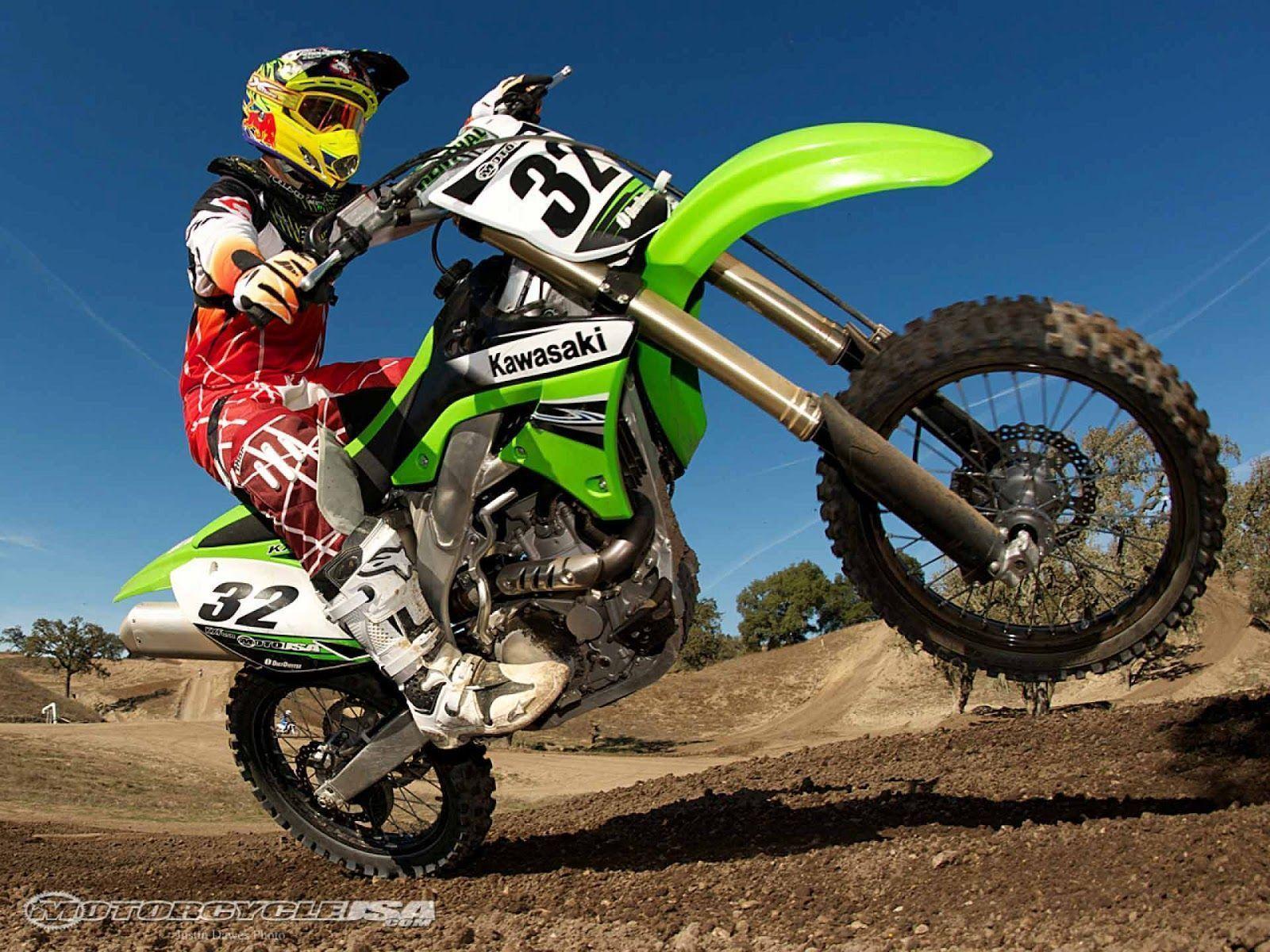 1600x1200 HPY4478 Dirt Bike Girls Wallpaper 1600x1200