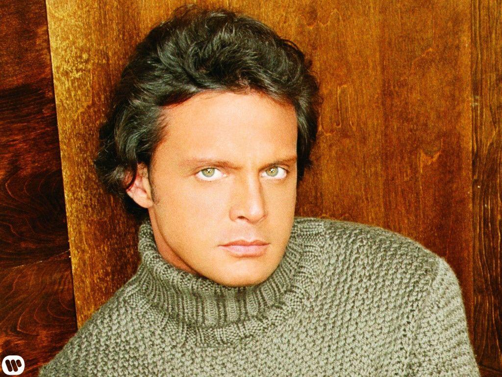 Luis Miguel Wallpapers Top Free Luis Miguel Backgrounds Wallpaperaccess