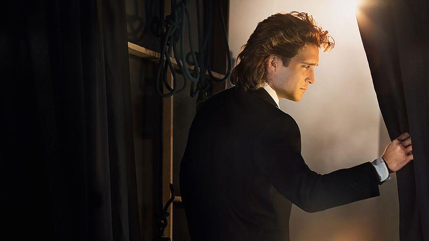 Luis Miguel Wallpapers - Top Free Luis Miguel Backgrounds - WallpaperAccess