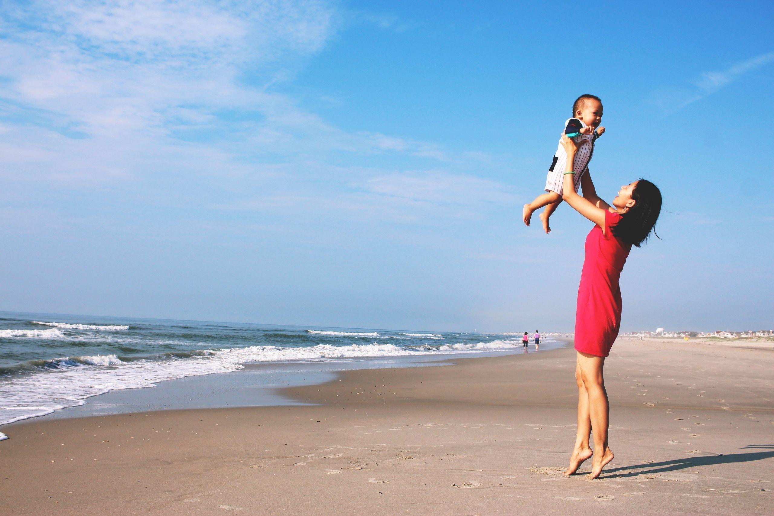 2560x1707 Beach Woman Child Wallpaper · Wallpaper