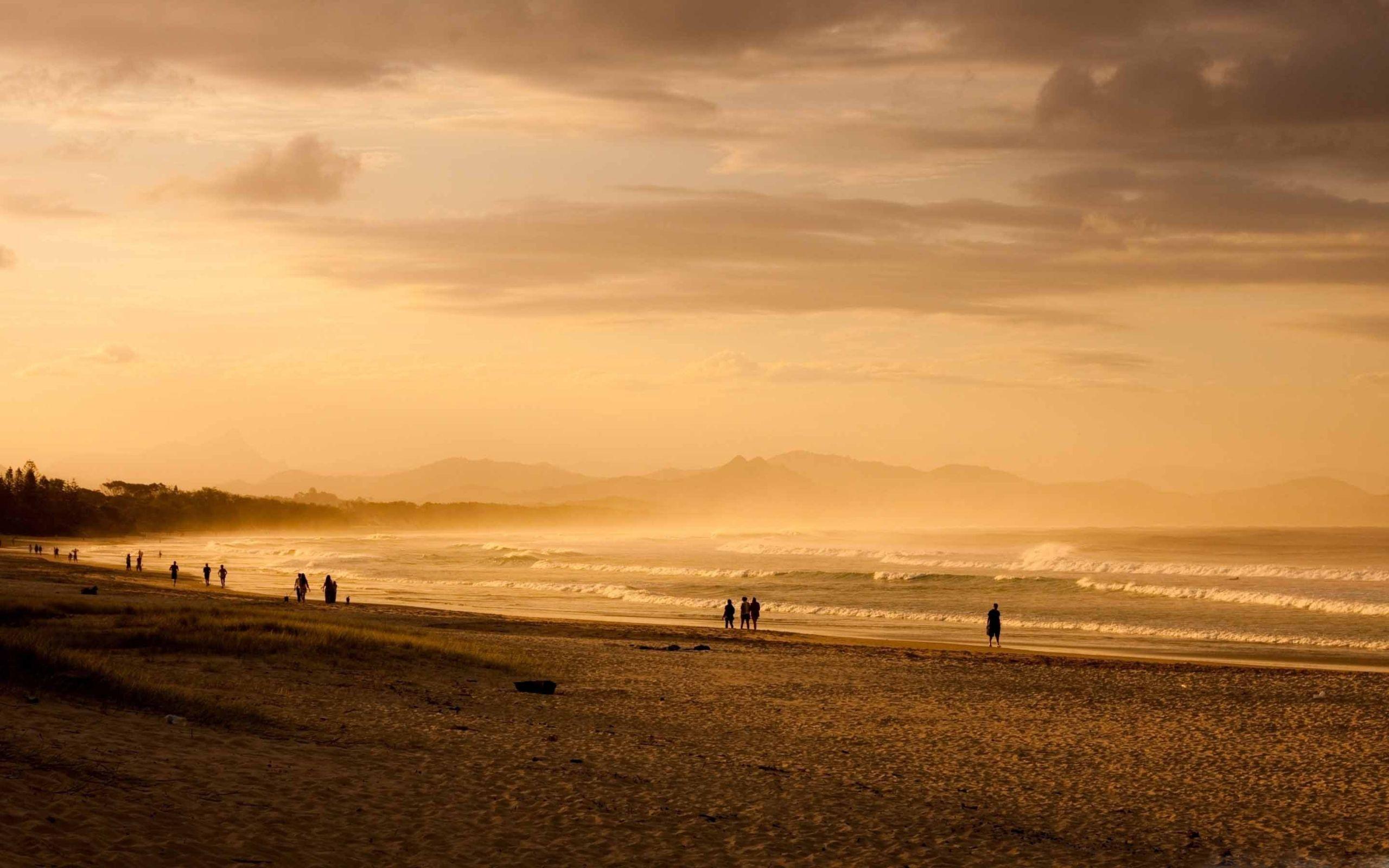 2560x1600 People On The Beach MacBook Air Wallpaper Download