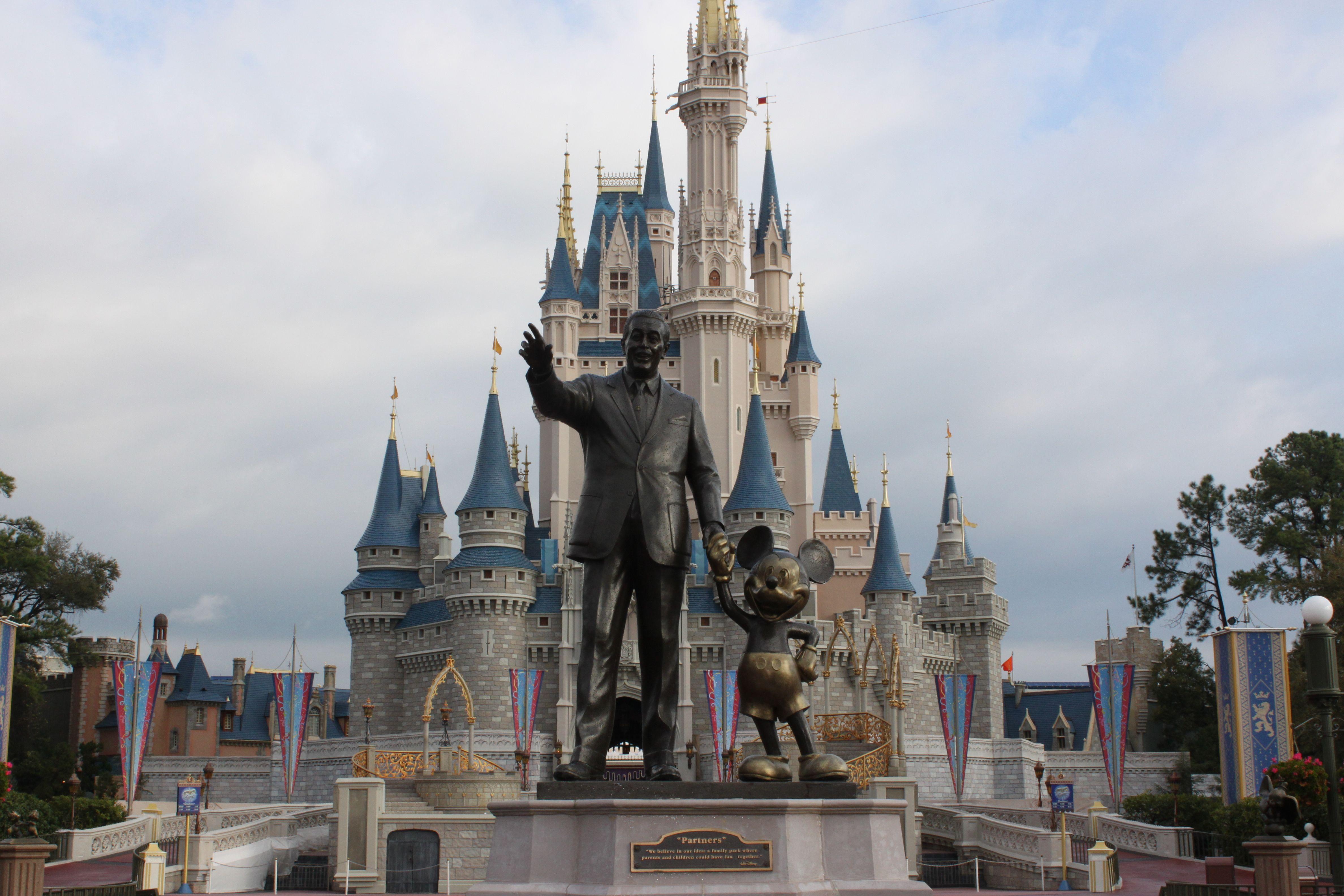 4752x3168 Disney World<3 the park and to visit the family. Hello to