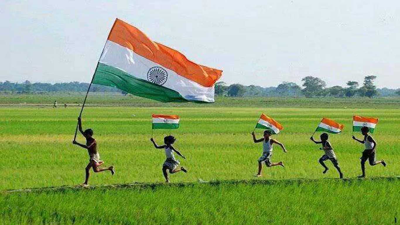 1366x768 Happy Independence Day Indian Flag Wallpaper