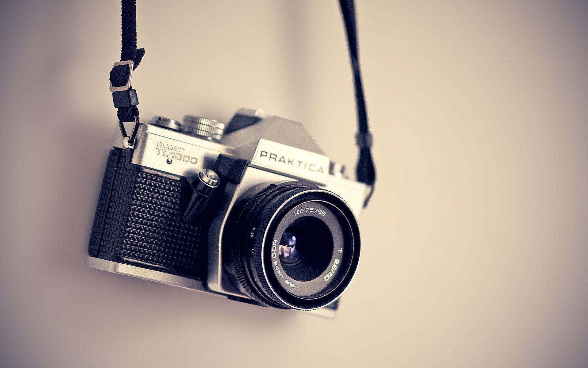 1920x1200 Macro Old Camera Praktica Photo HD Wallpaper. Camera wallpaper, Photography secrets, Photography basics