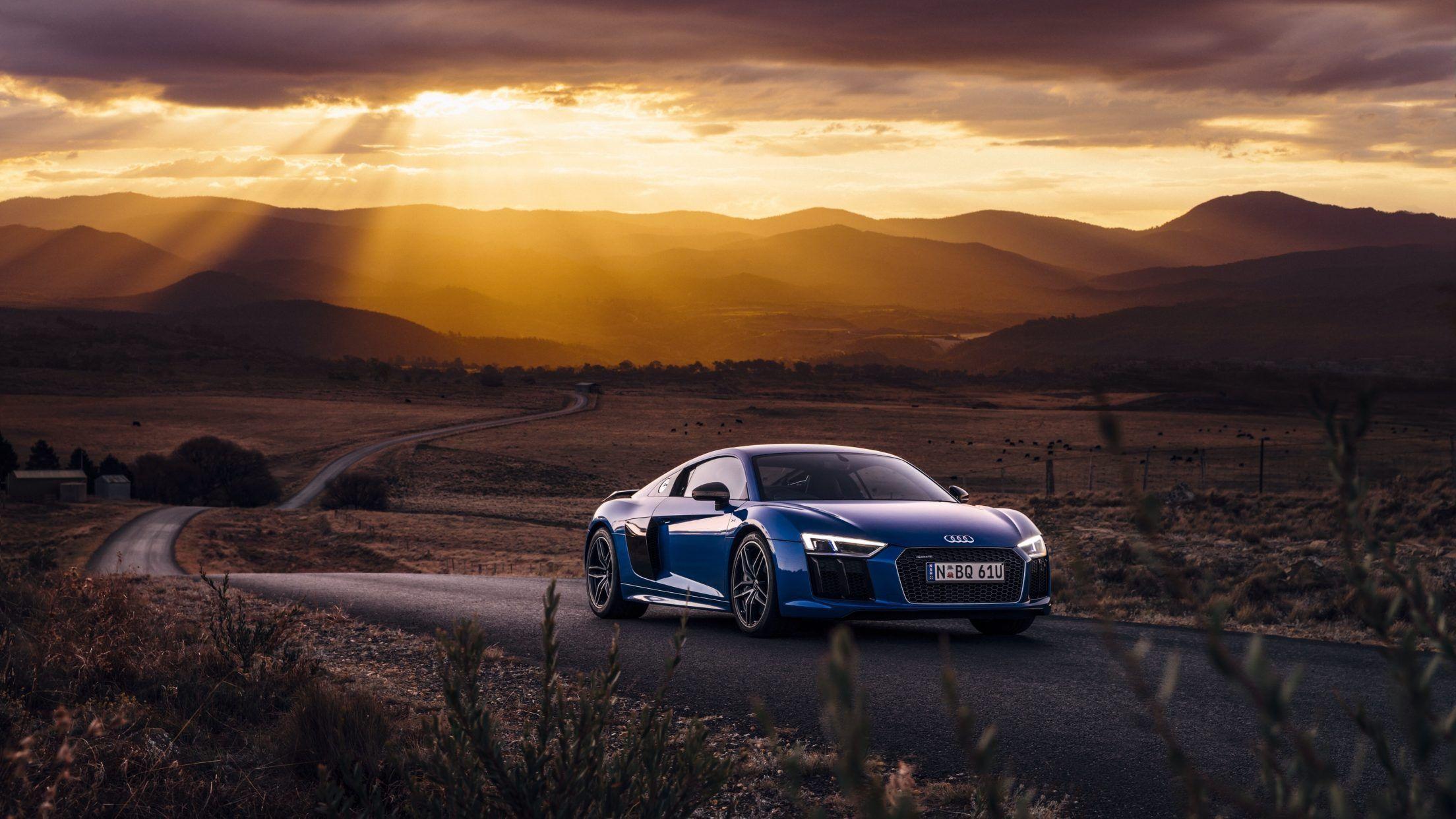 2208x1242 Audi R8 Desktop Wallpaper